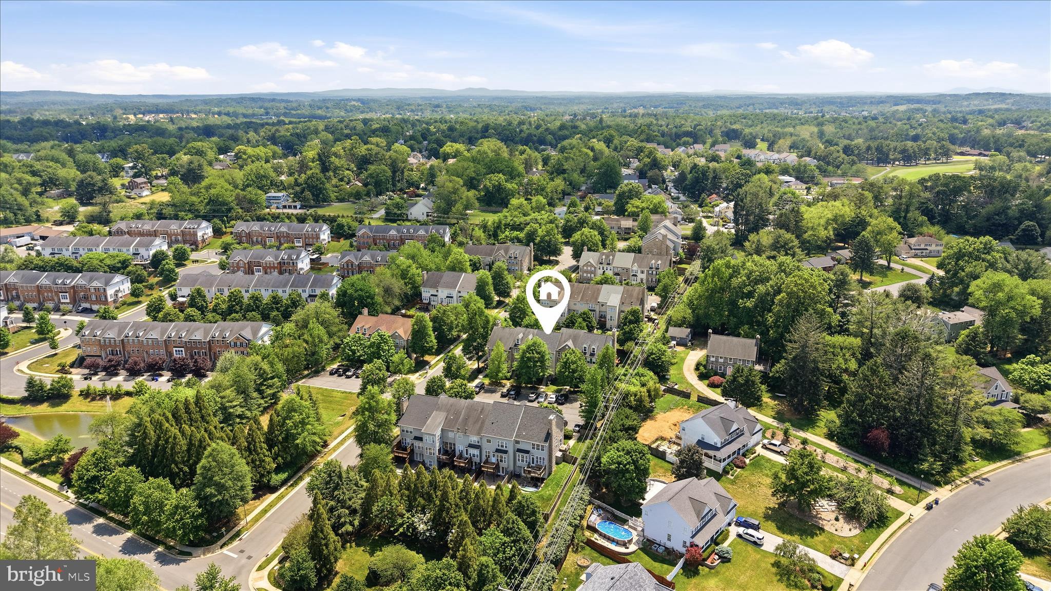 TOWNES OF BRANBURY GLEN - Residential