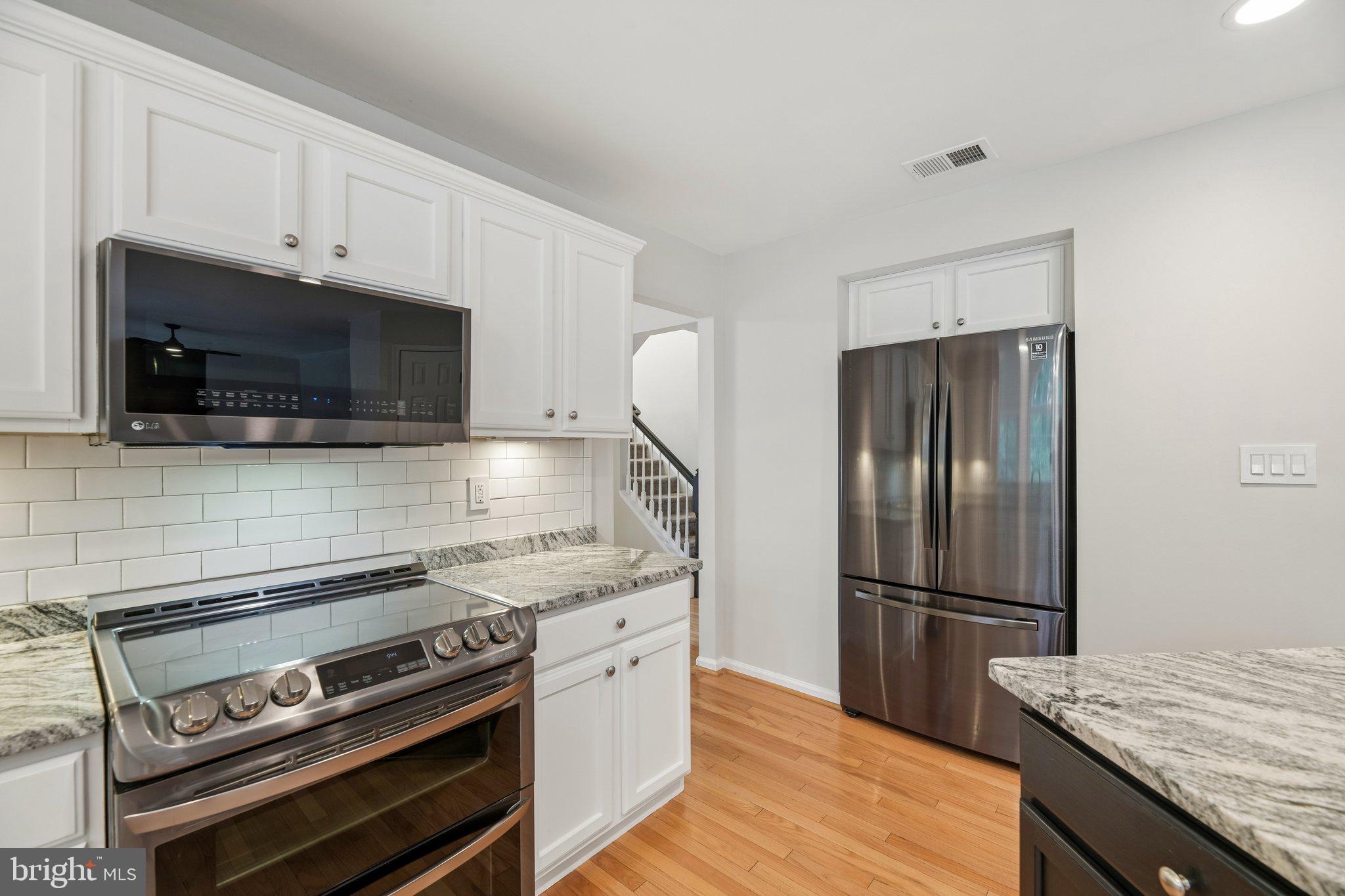 COX GLEN AT RICHFIELD STATION - Residential