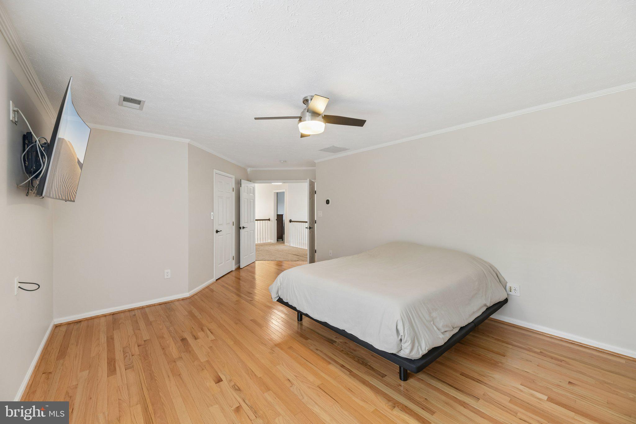 COX GLEN AT RICHFIELD STATION - Residential