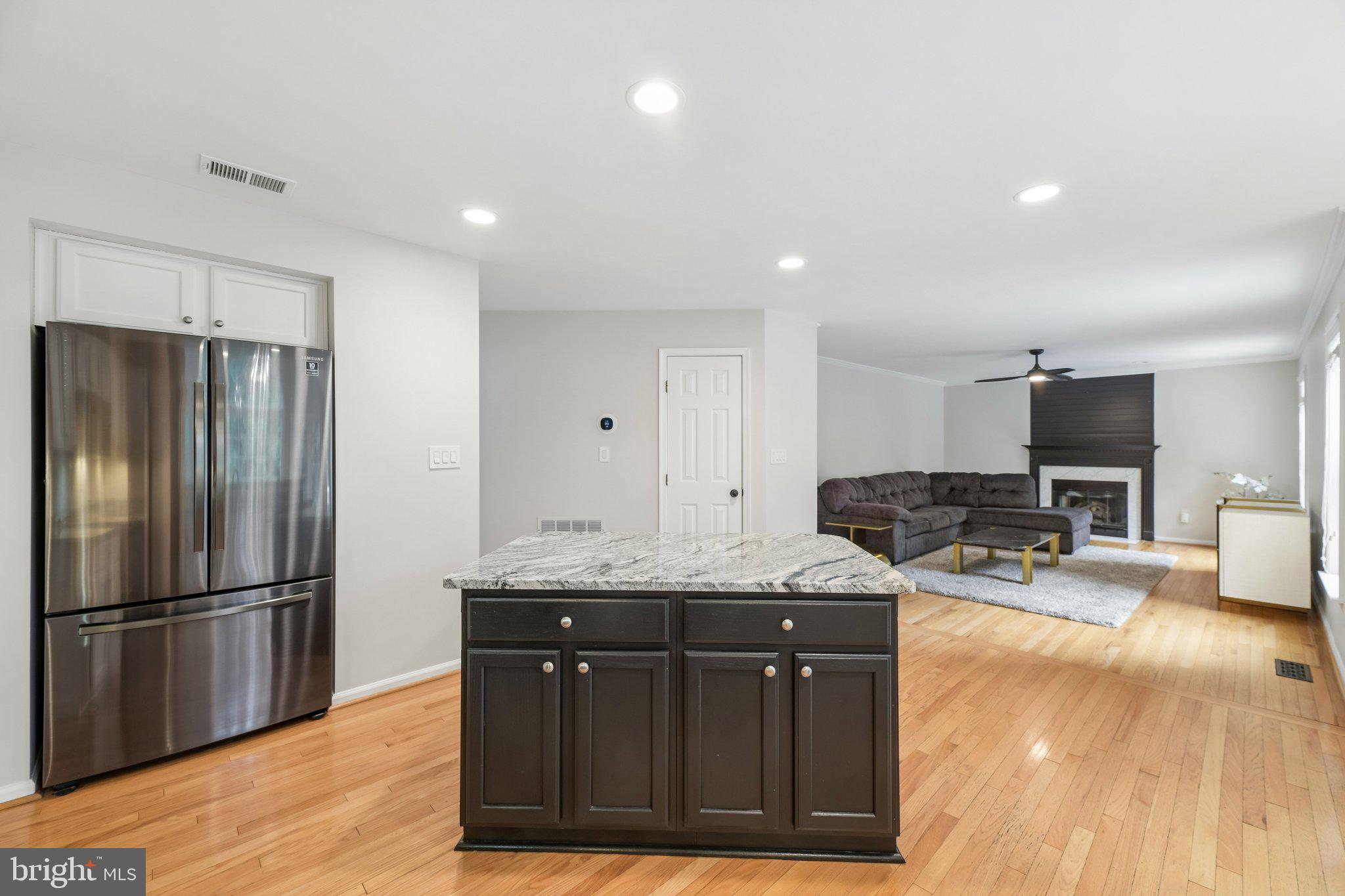 COX GLEN AT RICHFIELD STATION - Residential