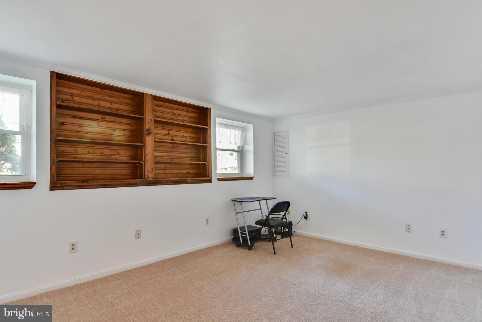 HILLCREST ORCHARDS - Residential