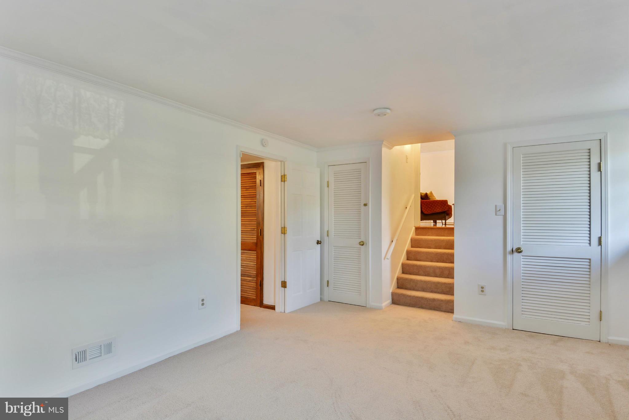HILLCREST ORCHARDS - Residential