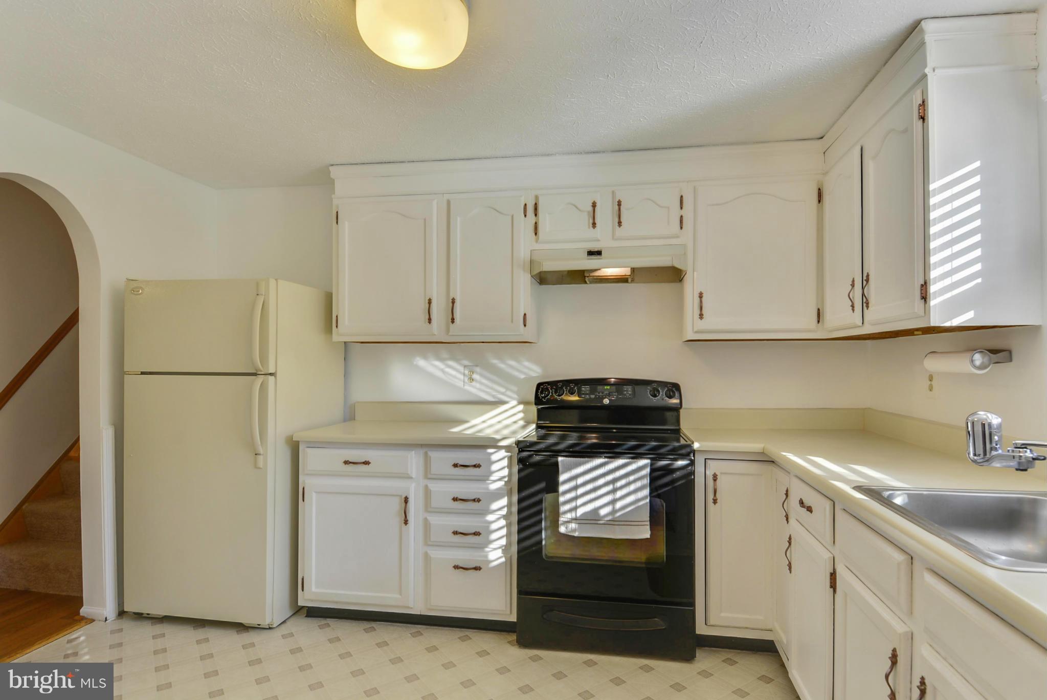 HILLCREST ORCHARDS - Residential