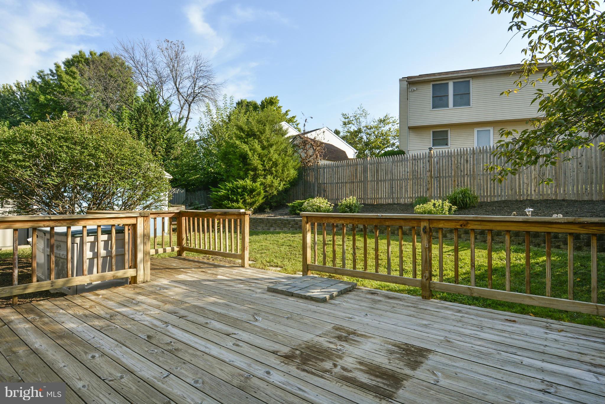 HILLCREST ORCHARDS - Residential