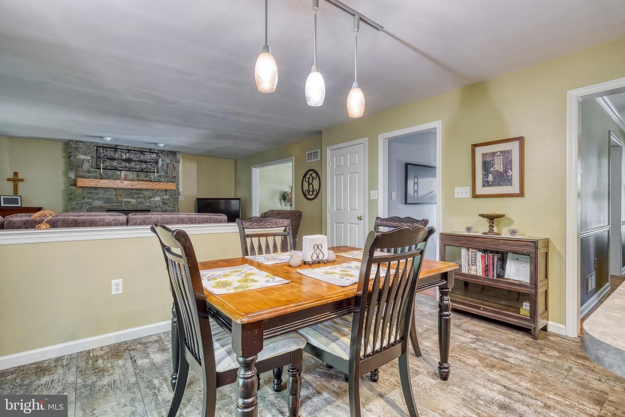 CHESTNUT RIDGE - Residential