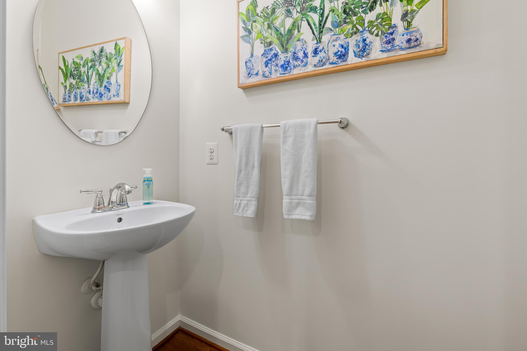 FALLSTON COMMONS - Residential