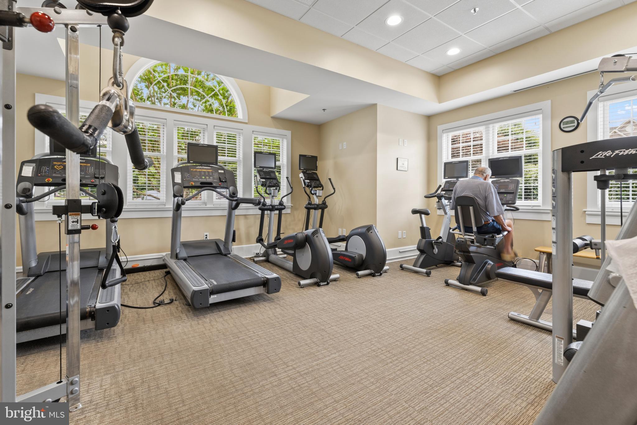 FALLSTON COMMONS - Residential