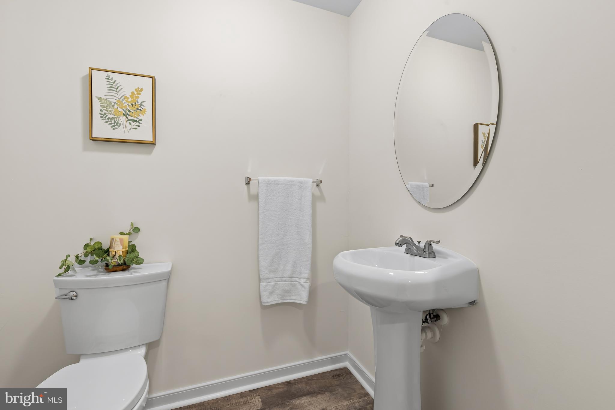 FALLSTON COMMONS - Residential