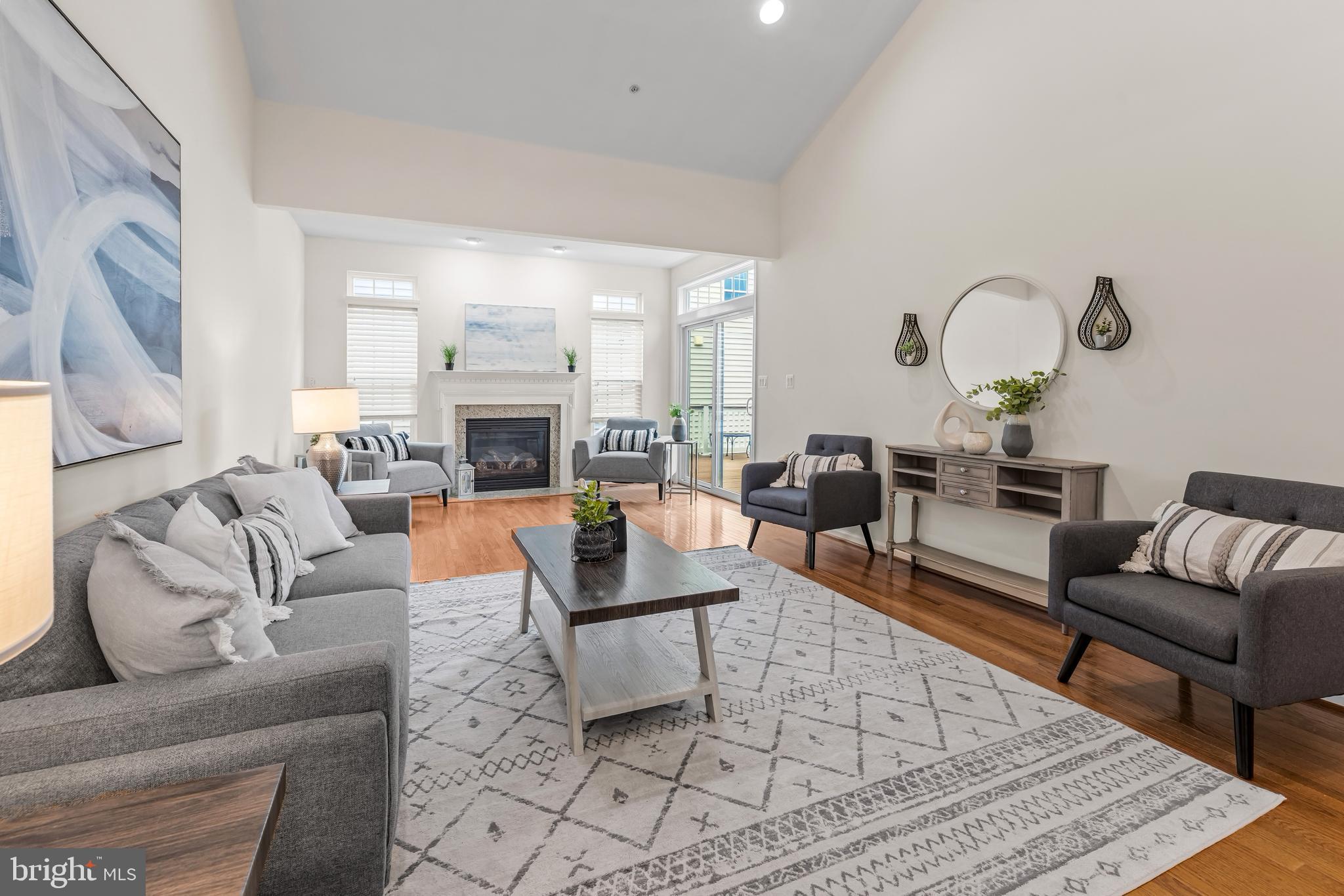 FALLSTON COMMONS - Residential