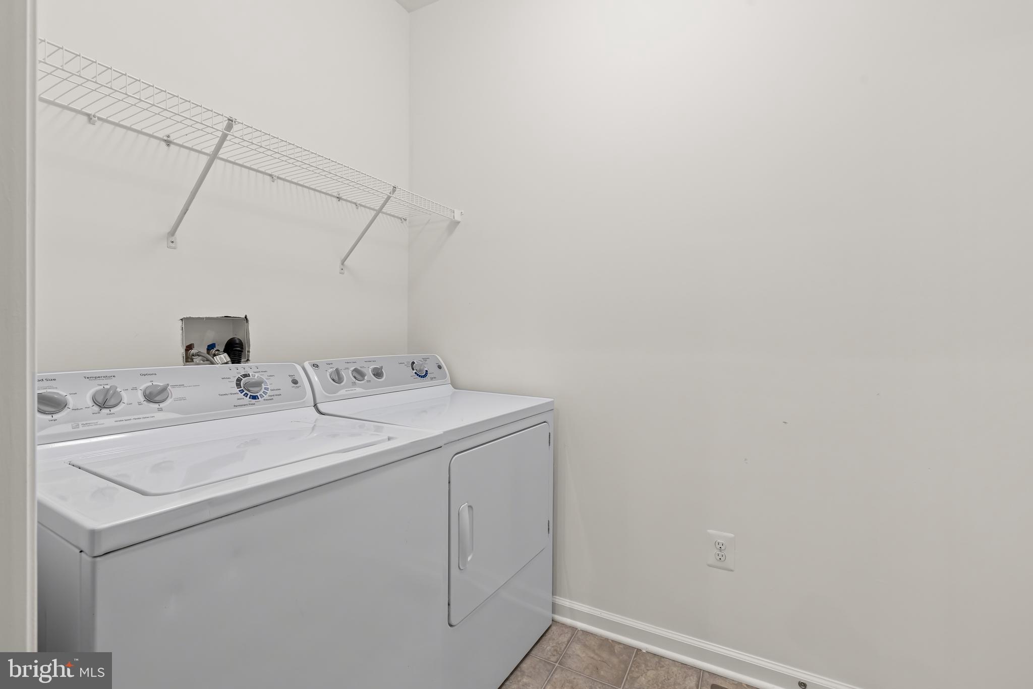 FALLSTON COMMONS - Residential