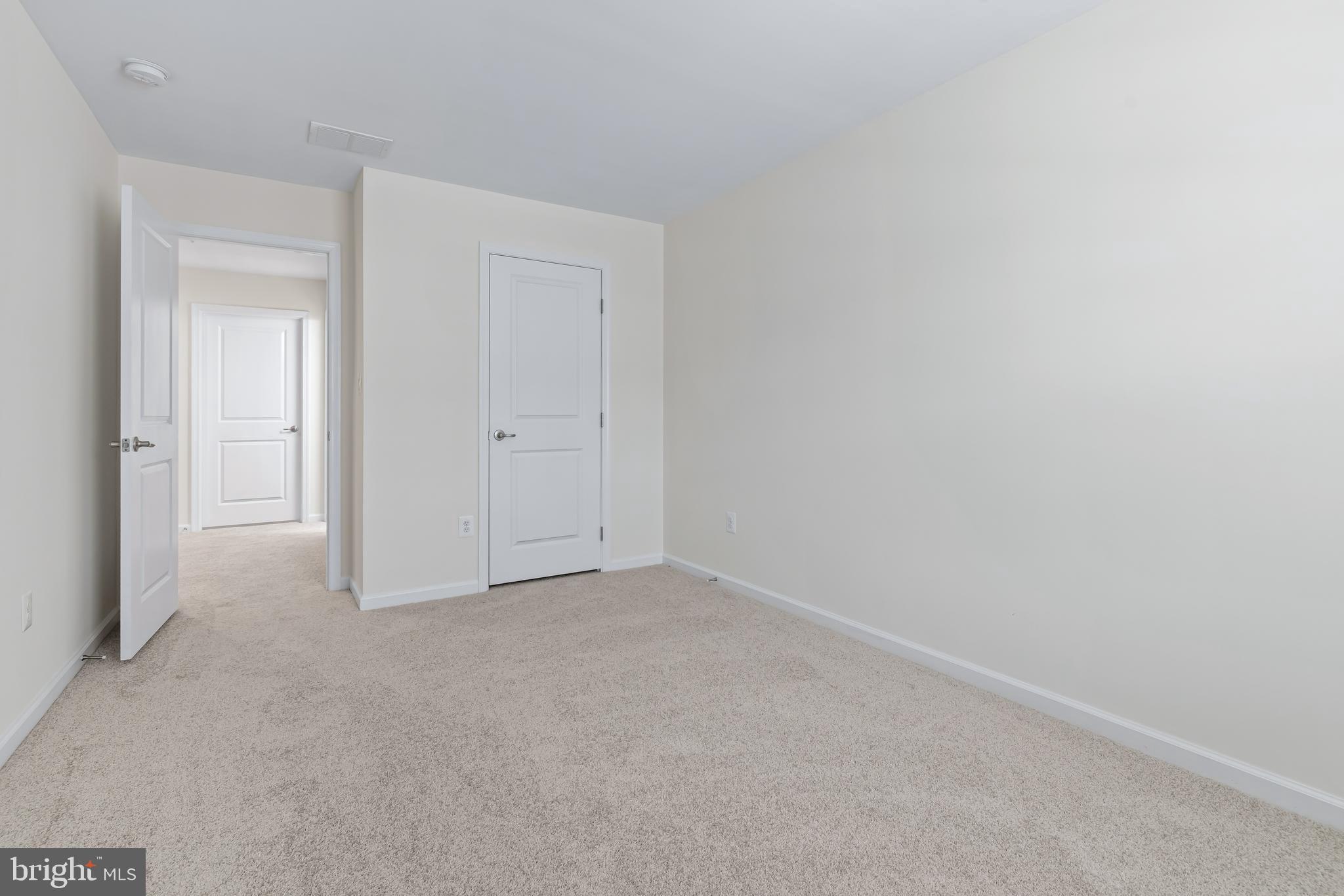 FALLSTON COMMONS - Residential