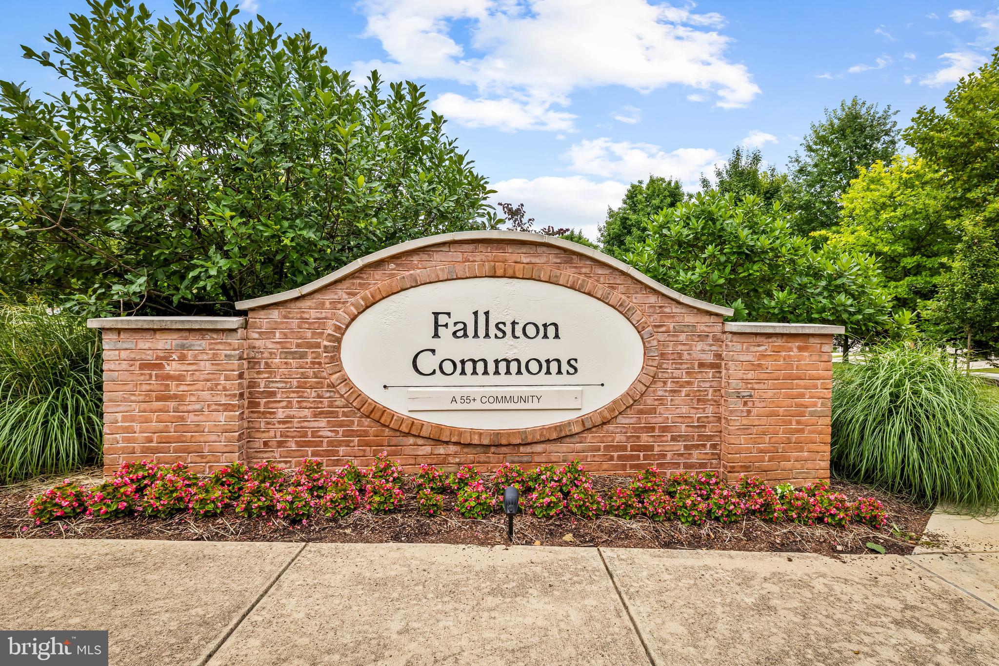 FALLSTON COMMONS - Residential
