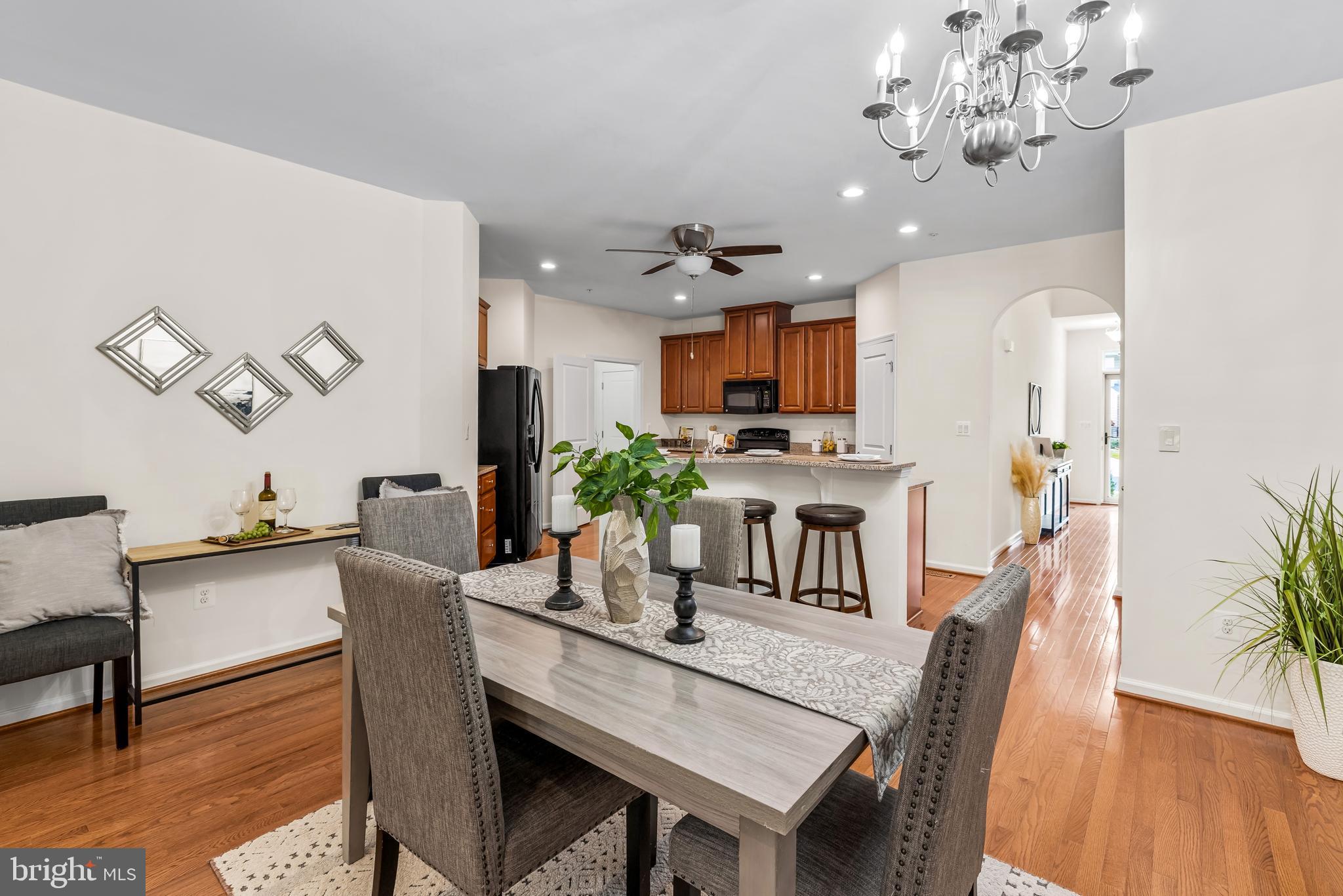 FALLSTON COMMONS - Residential