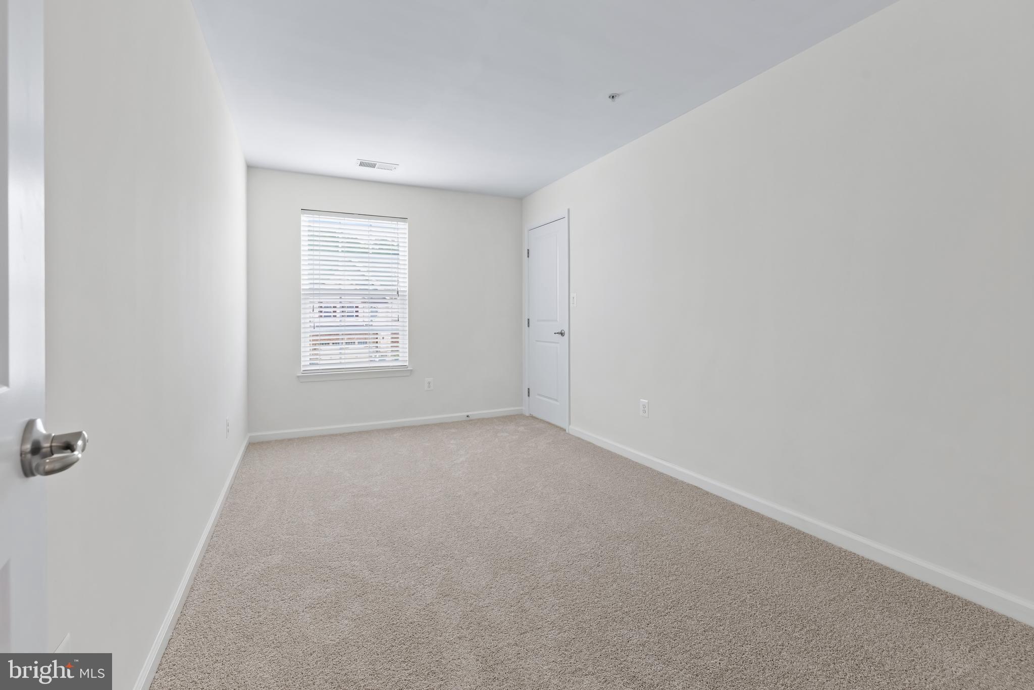 FALLSTON COMMONS - Residential