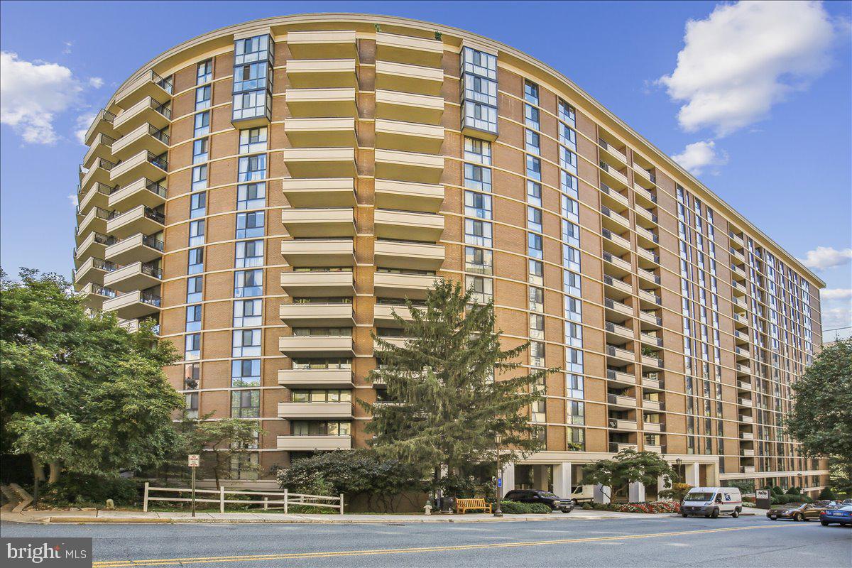 Beautifully updated and bathed in natural light, this spacious one‑bedroom, one‑bath residence offers the perfect blend of comfort, convenience, and full‑service living in the heart of Chevy Chase. Located in a secure, amenity‑rich building with resort‑style concierge service, this well‑maintained home immediately impresses with sparkling floors and thoughtful updates throughout.
The sun‑filled living and dining areas provide generous space for everyday living and entertaining, while the fully renovated kitchen is a true chef’s dream. Enjoy relaxing views from the balcony overlooking mature trees and the city skyline. The expansive primary bedroom features a walk‑in closet, offering a tranquil retreat at the end of the day, and the modern full bathroom adds to the home’s appeal.
The unit includes an assigned parking space conveniently located on the G‑1 level and storage.  Residents enjoy exceptional amenities, including an outdoor swimming pool, fitness center, sauna, library, party room, and on‑site management. The condo fee covers ALL utilities.
Just steps from the Friendship Heights Metro, Whole Foods, Trader Joe’s, Total Wine & More, premier dining, and shopping, the building also offers a complimentary shuttle to the Metro and nearby destinations. With its unbeatable location, comprehensive amenities, and move‑in‑ready condition, this home delivers exceptional value and an effortless urban lifestyle.