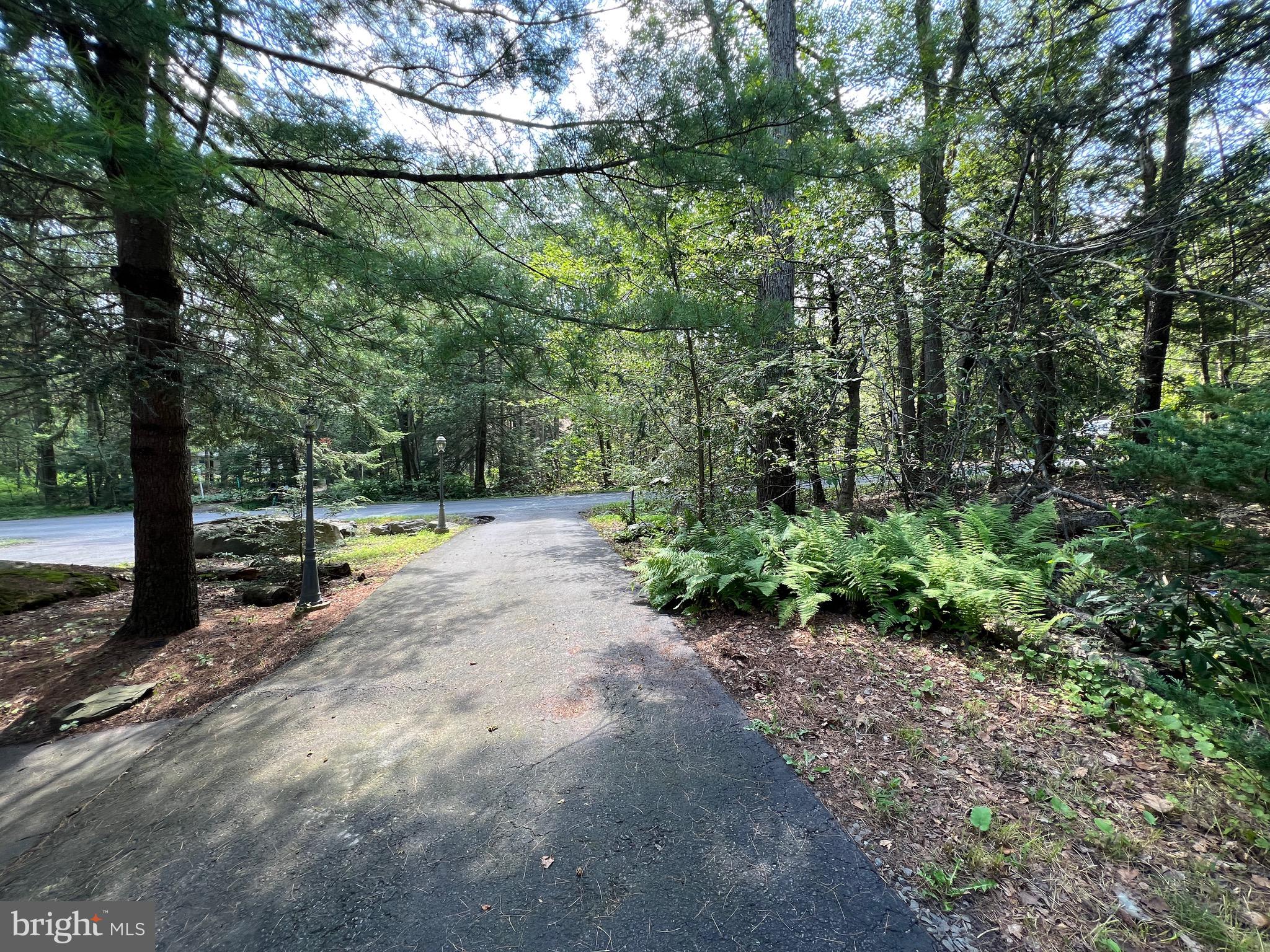 POCONO FARMS - Residential