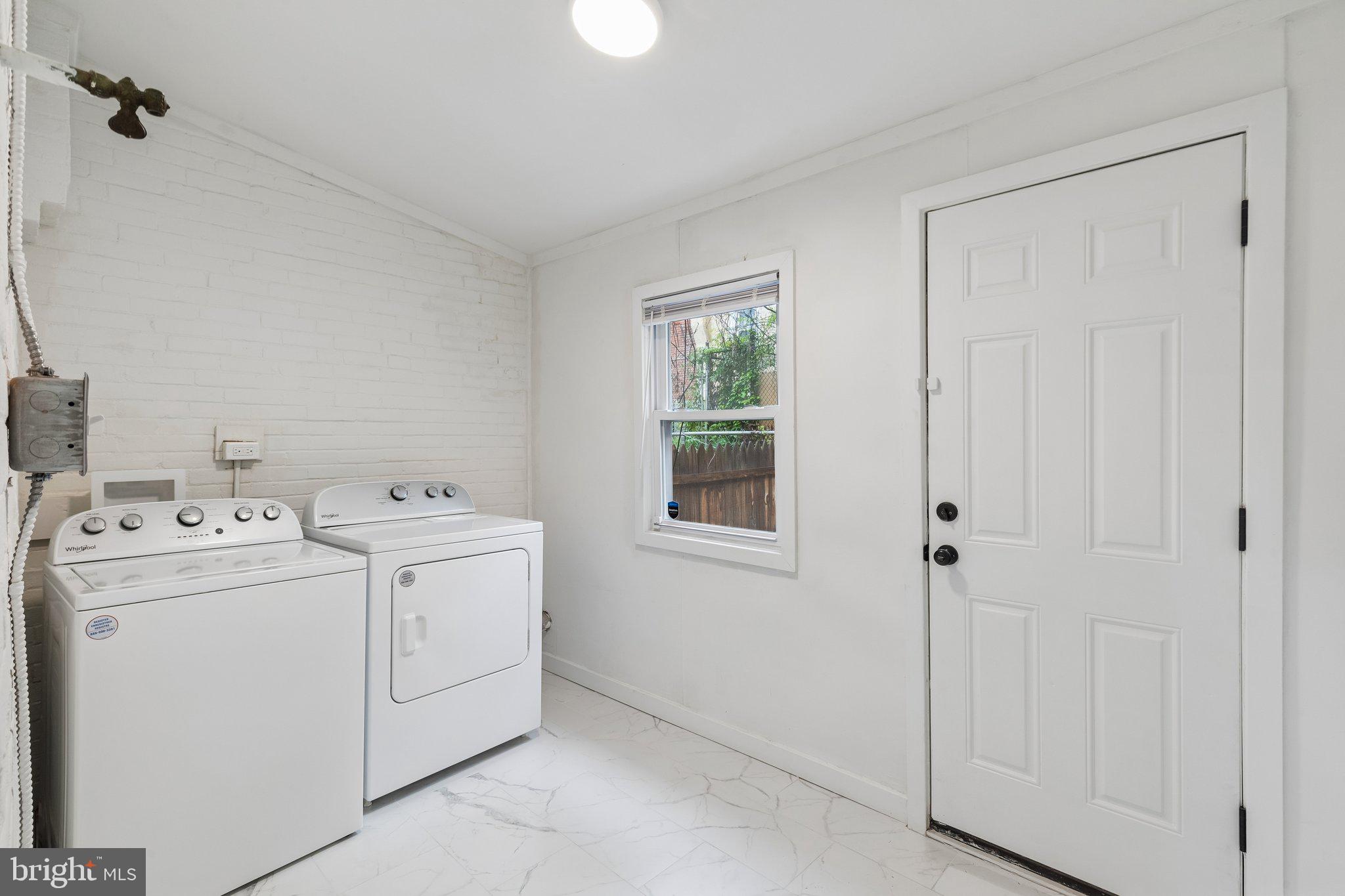COBBS CREEK - Residential