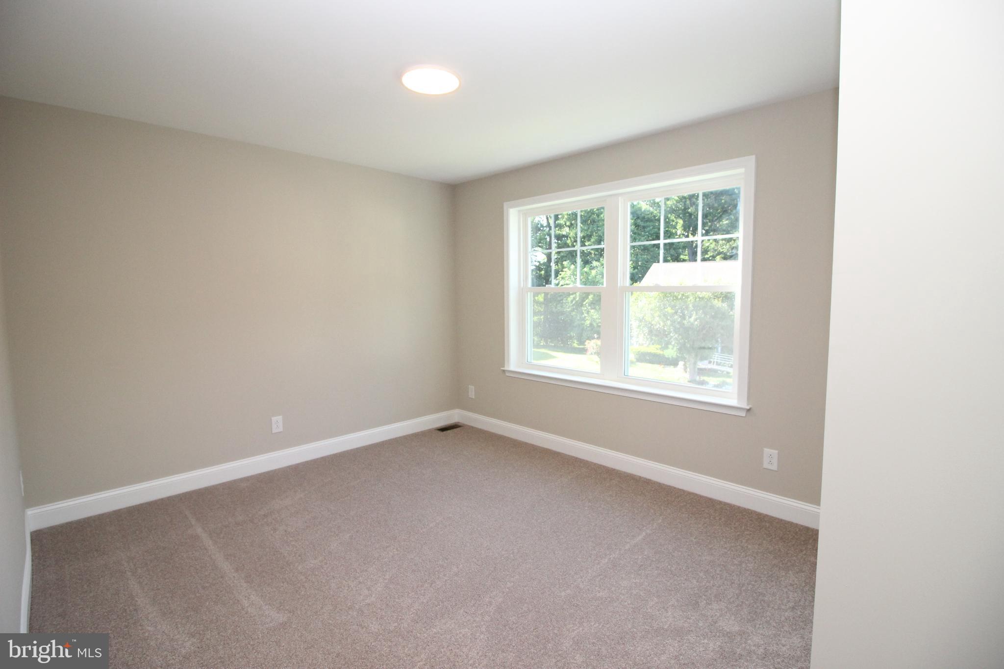 MILL CREEK FARMS - Residential