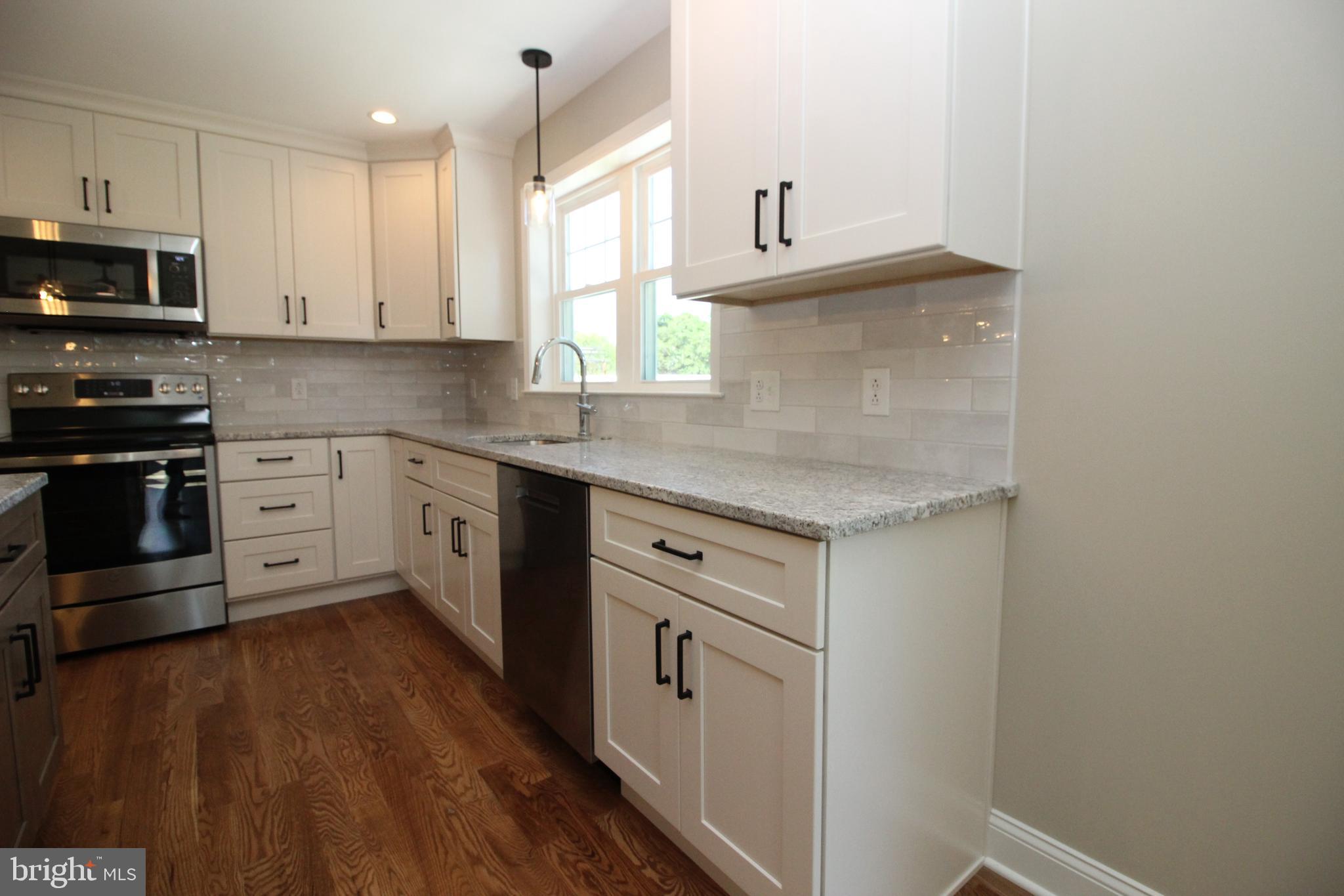 MILL CREEK FARMS - Residential