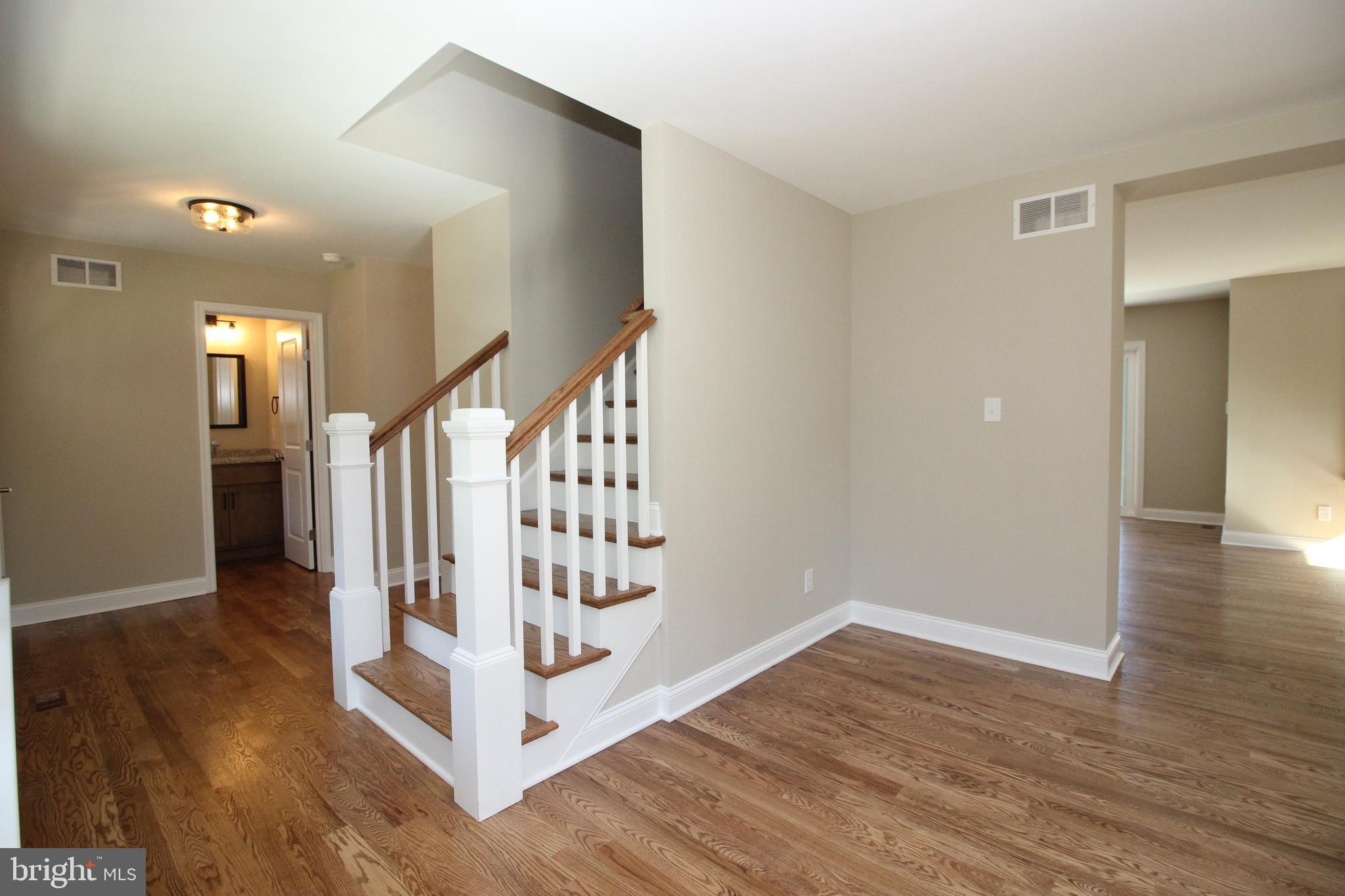 MILL CREEK FARMS - Residential