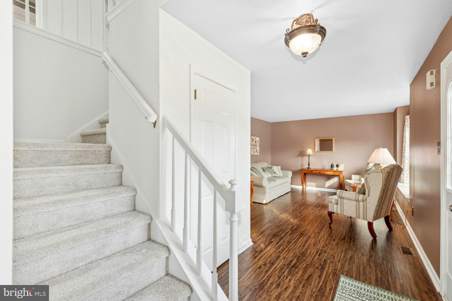 CABIN RUN ESTS - Residential