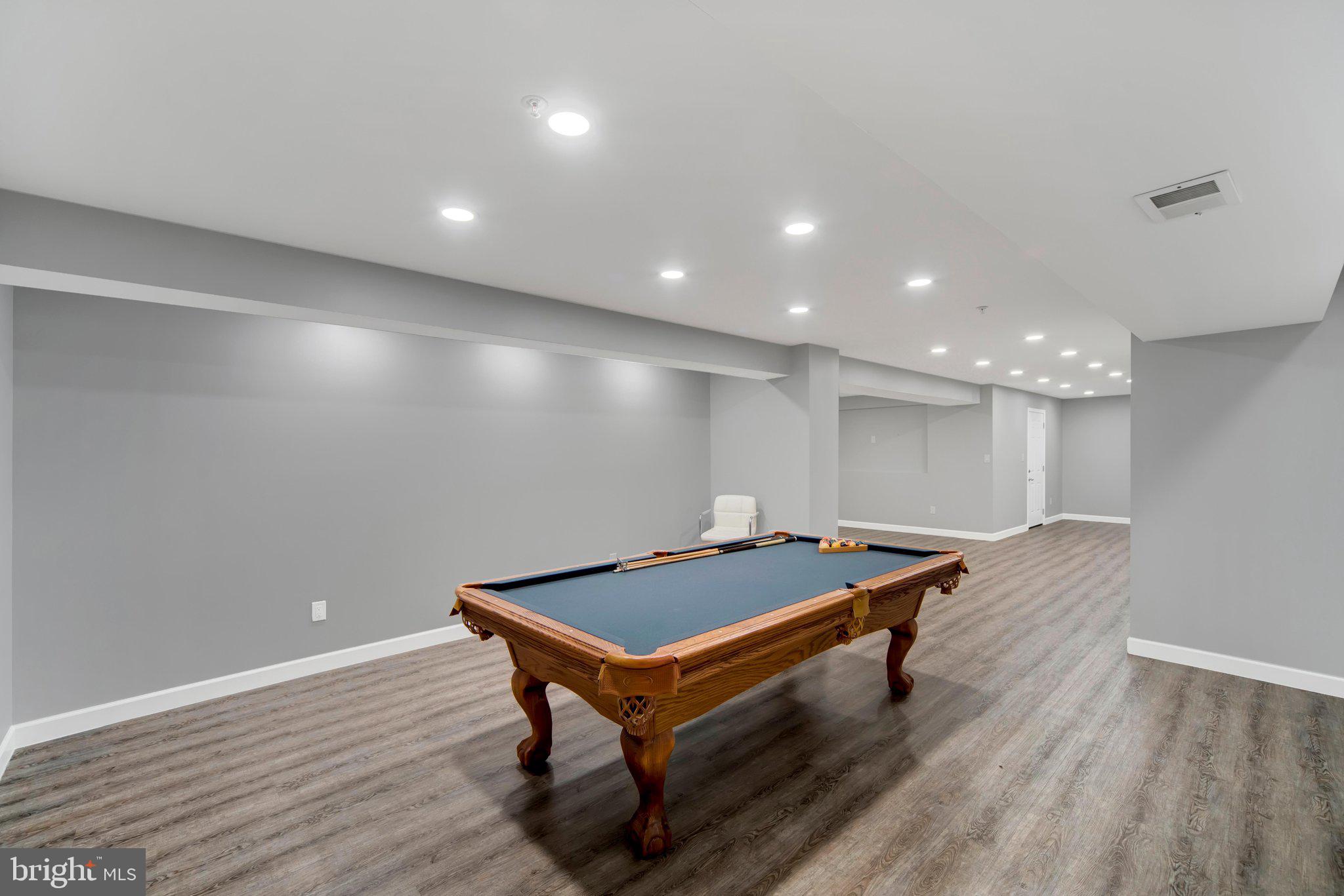 FIELDCREST - Residential