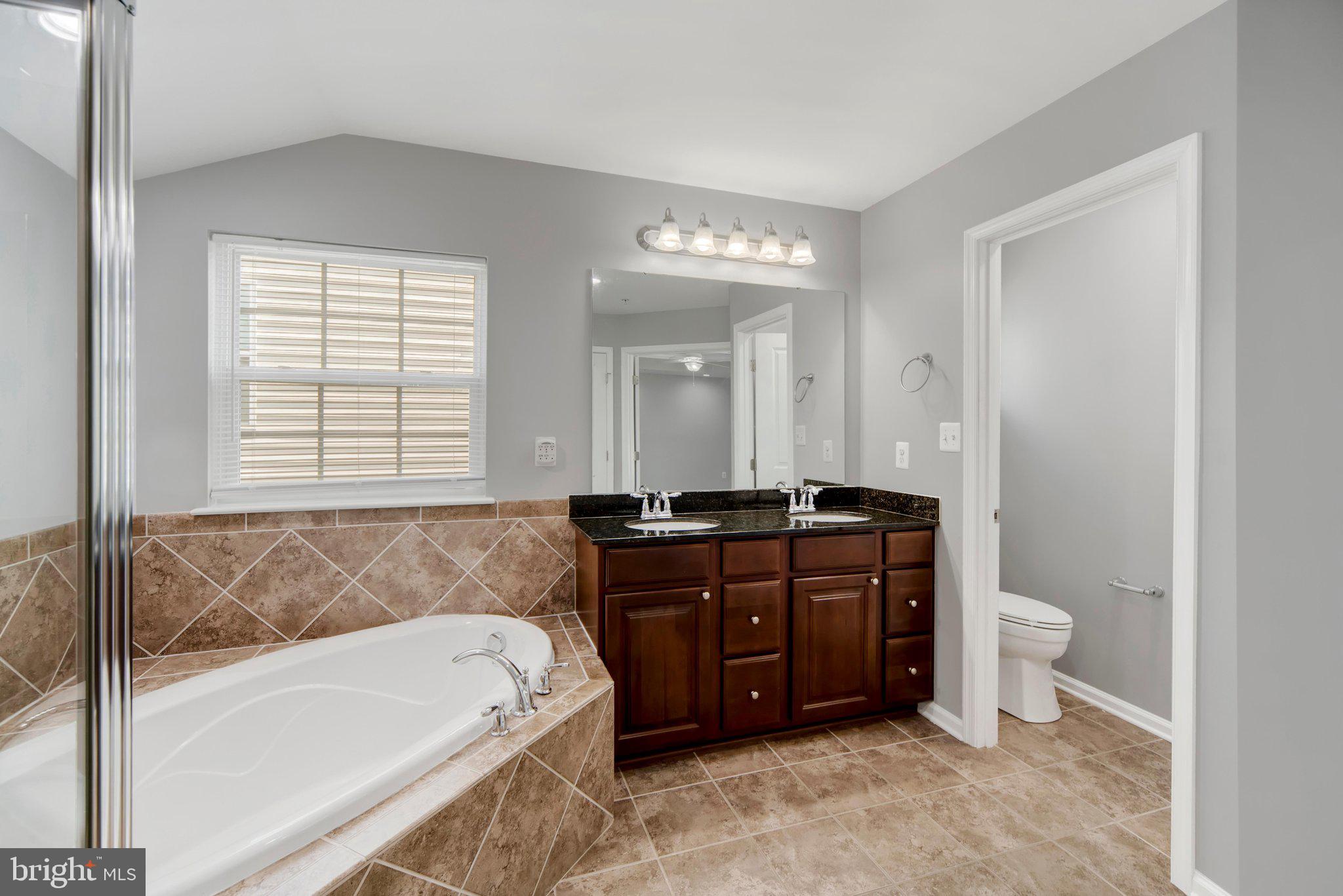 FIELDCREST - Residential