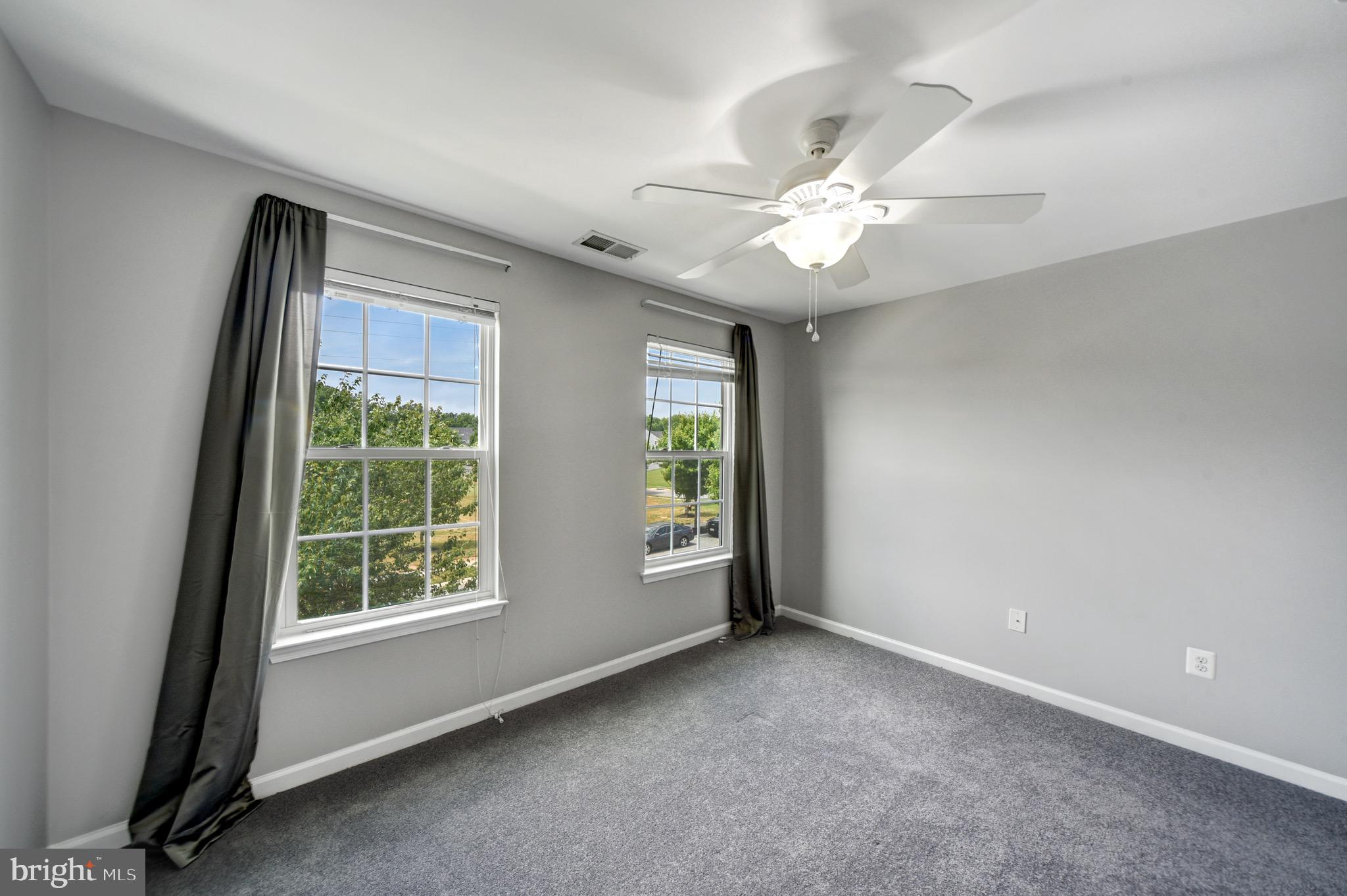 FIELDCREST - Residential