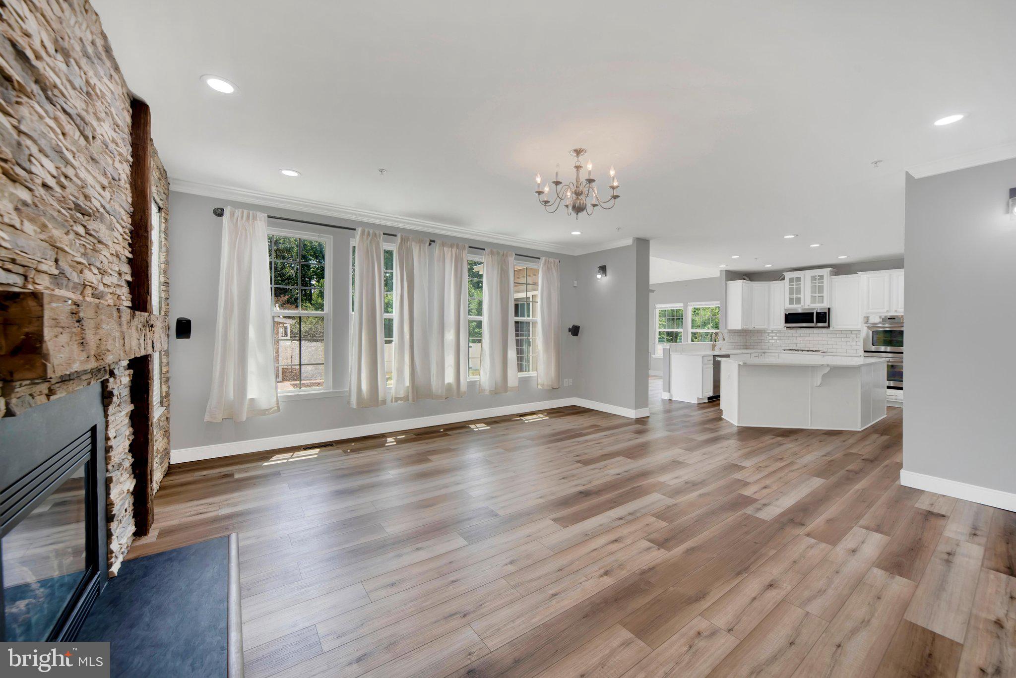 FIELDCREST - Residential