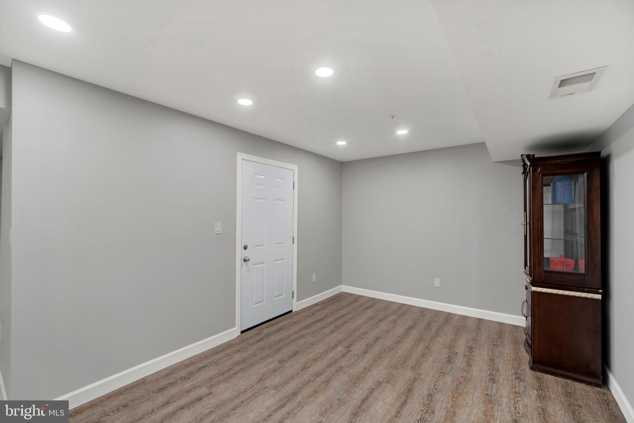 FIELDCREST - Residential