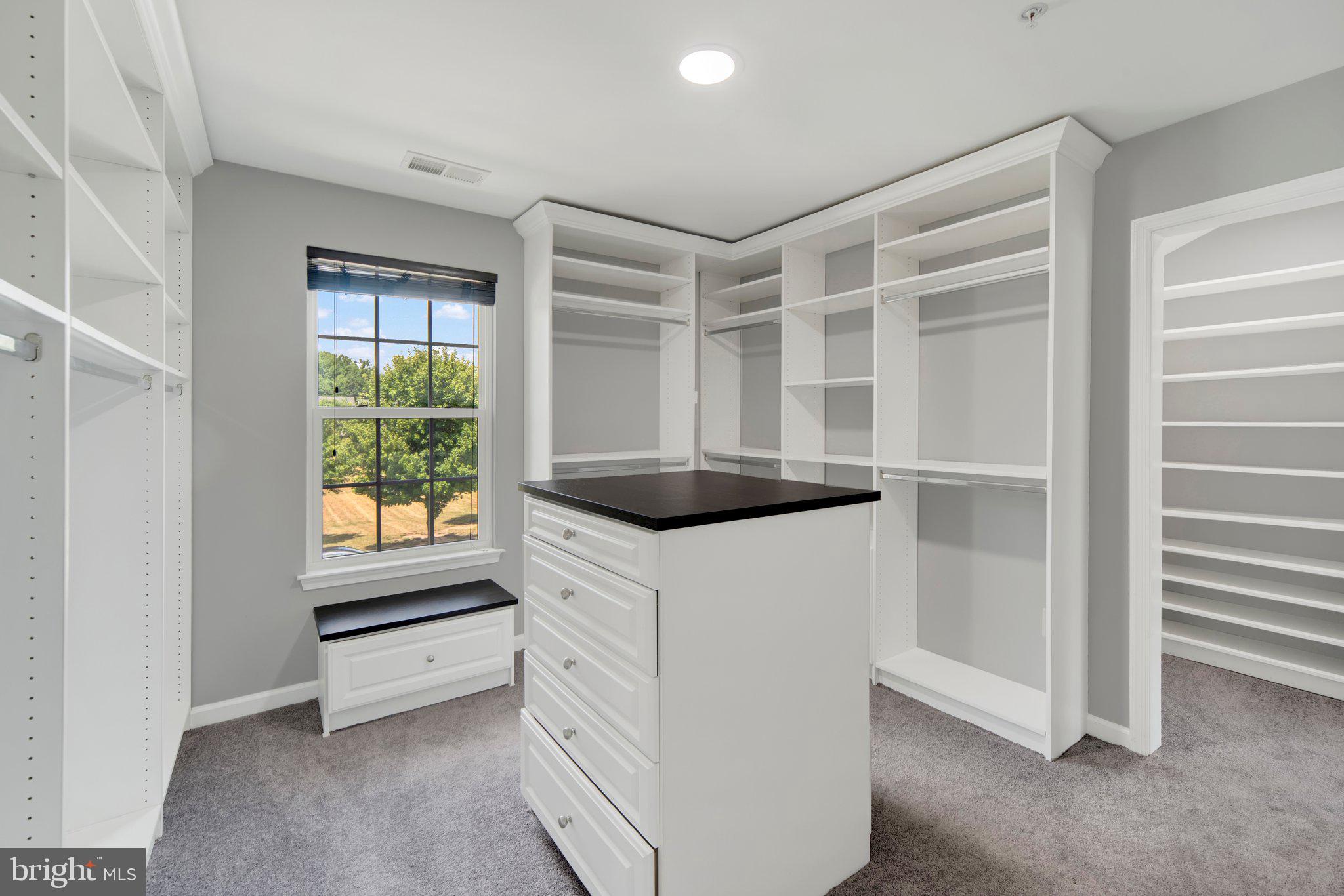 FIELDCREST - Residential