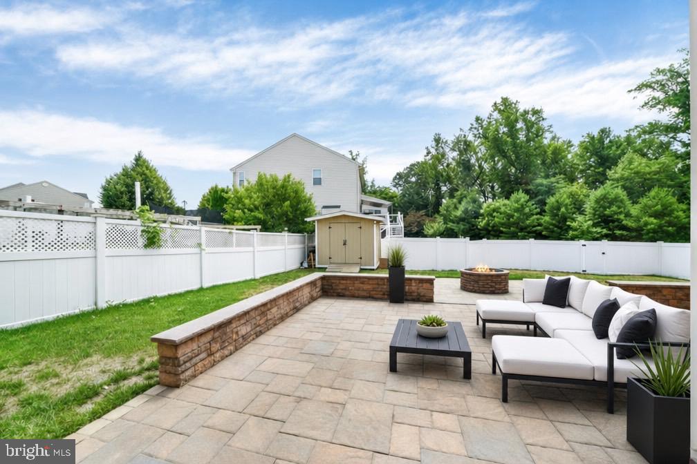 FIELDCREST - Residential