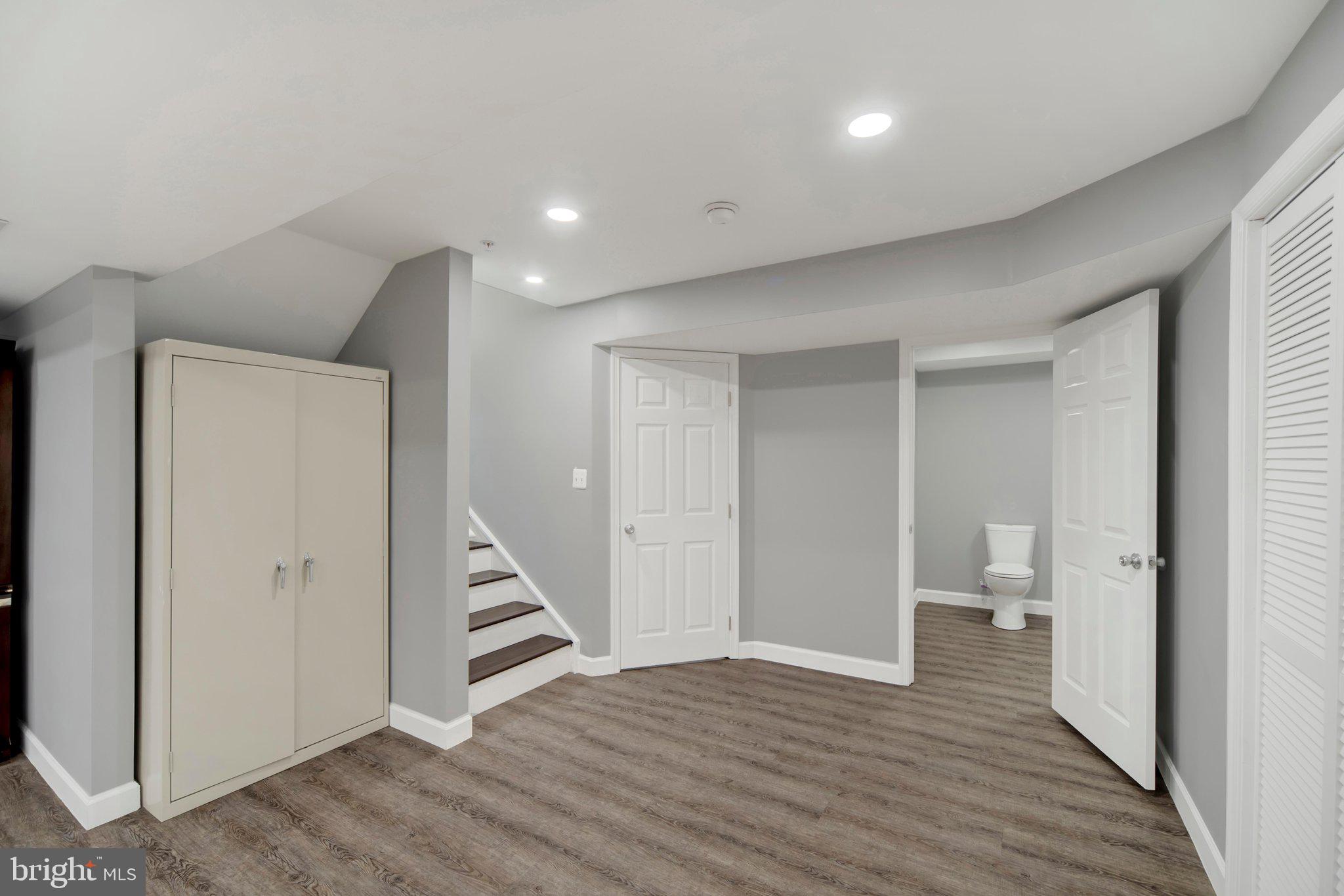 FIELDCREST - Residential