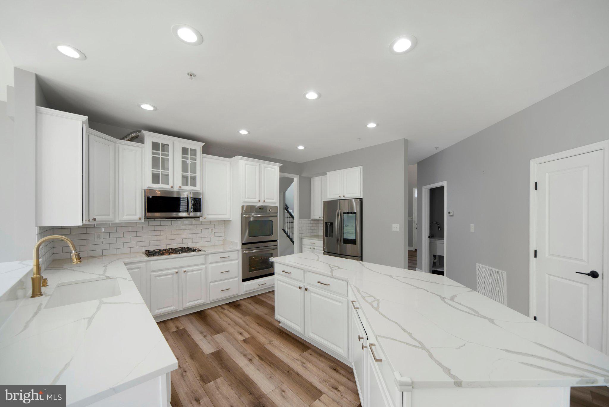 FIELDCREST - Residential