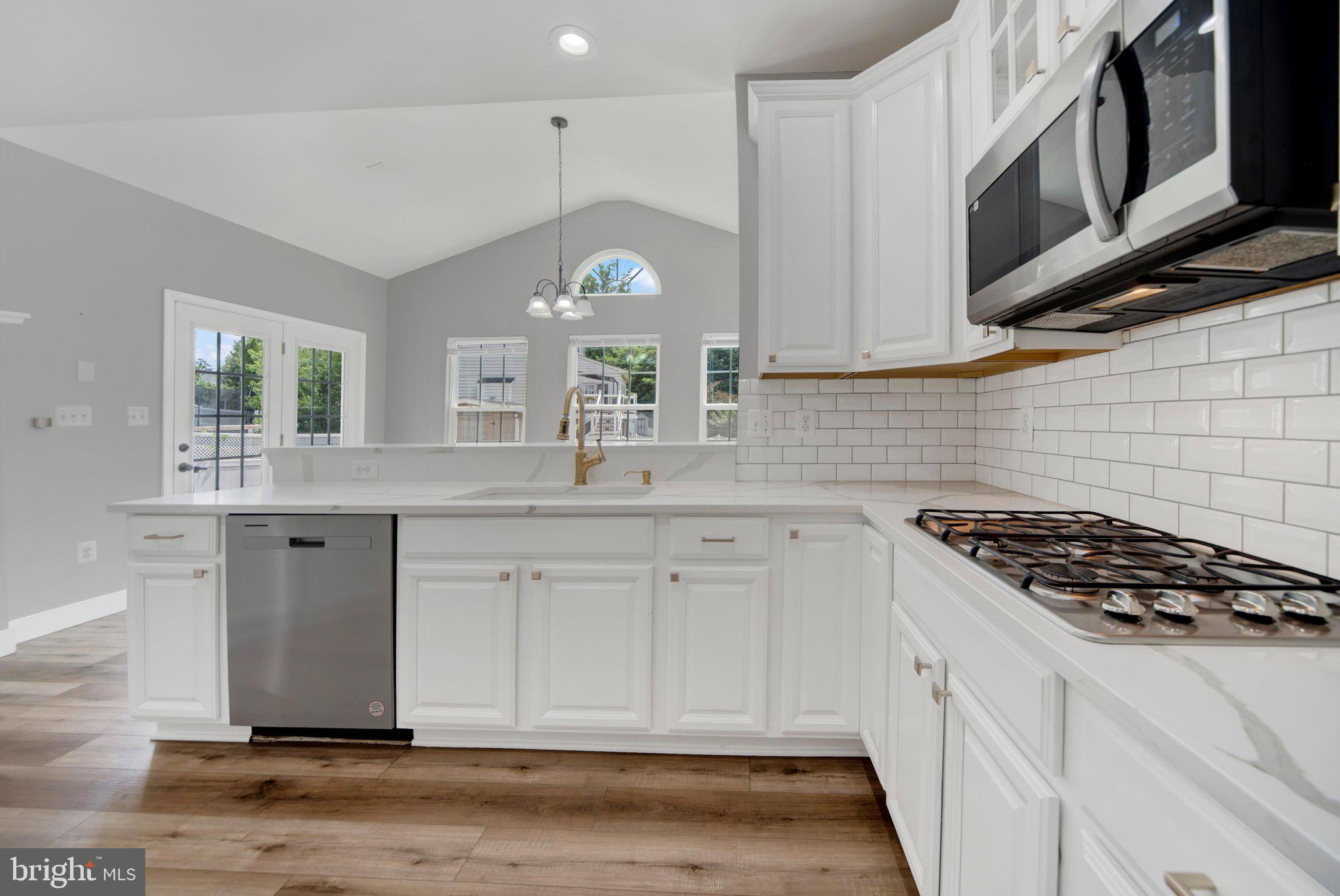 FIELDCREST - Residential