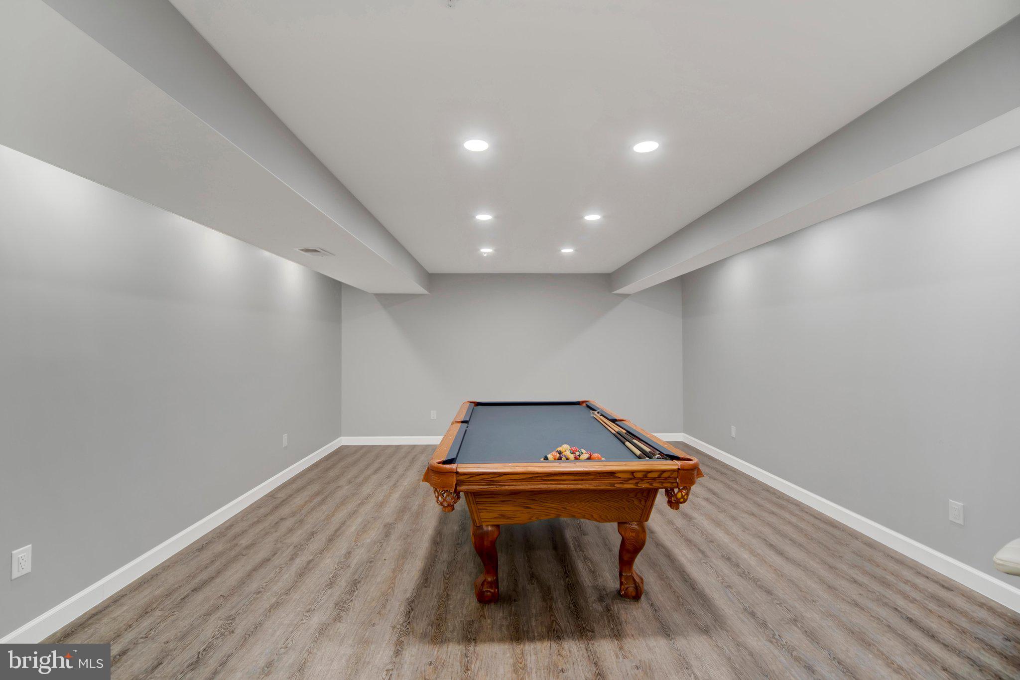 FIELDCREST - Residential