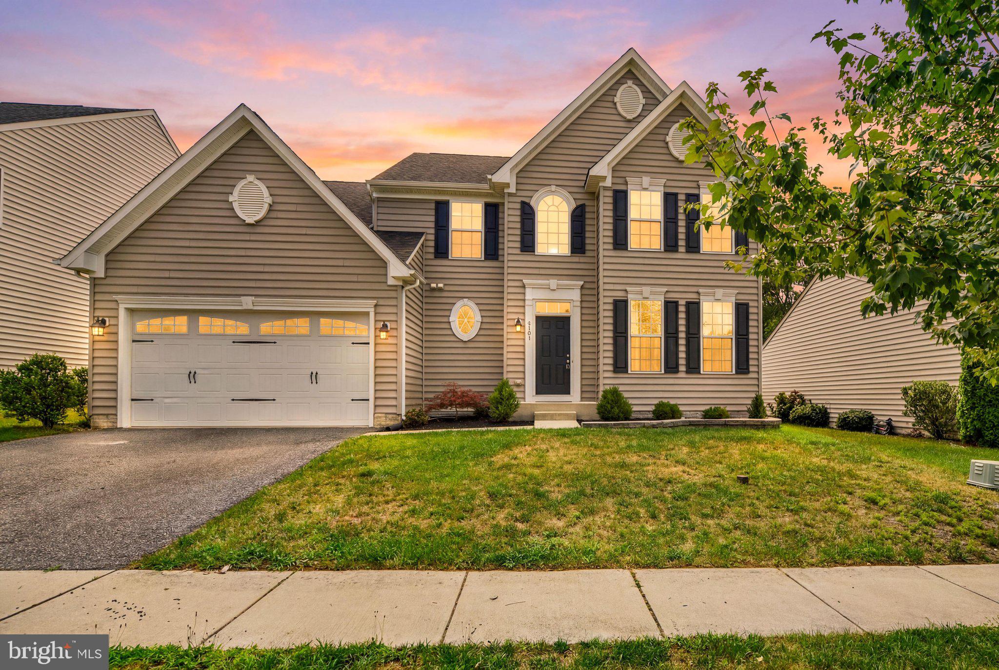 FIELDCREST - Residential