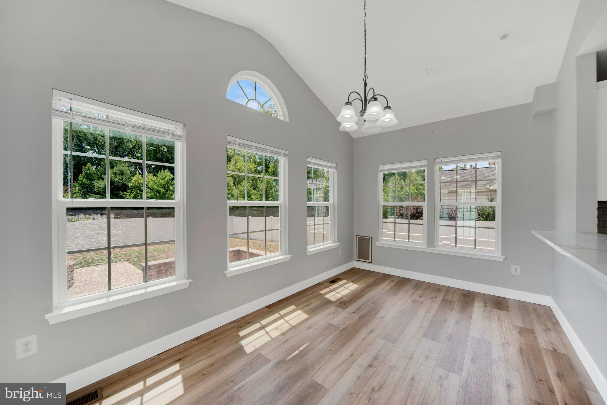 FIELDCREST - Residential