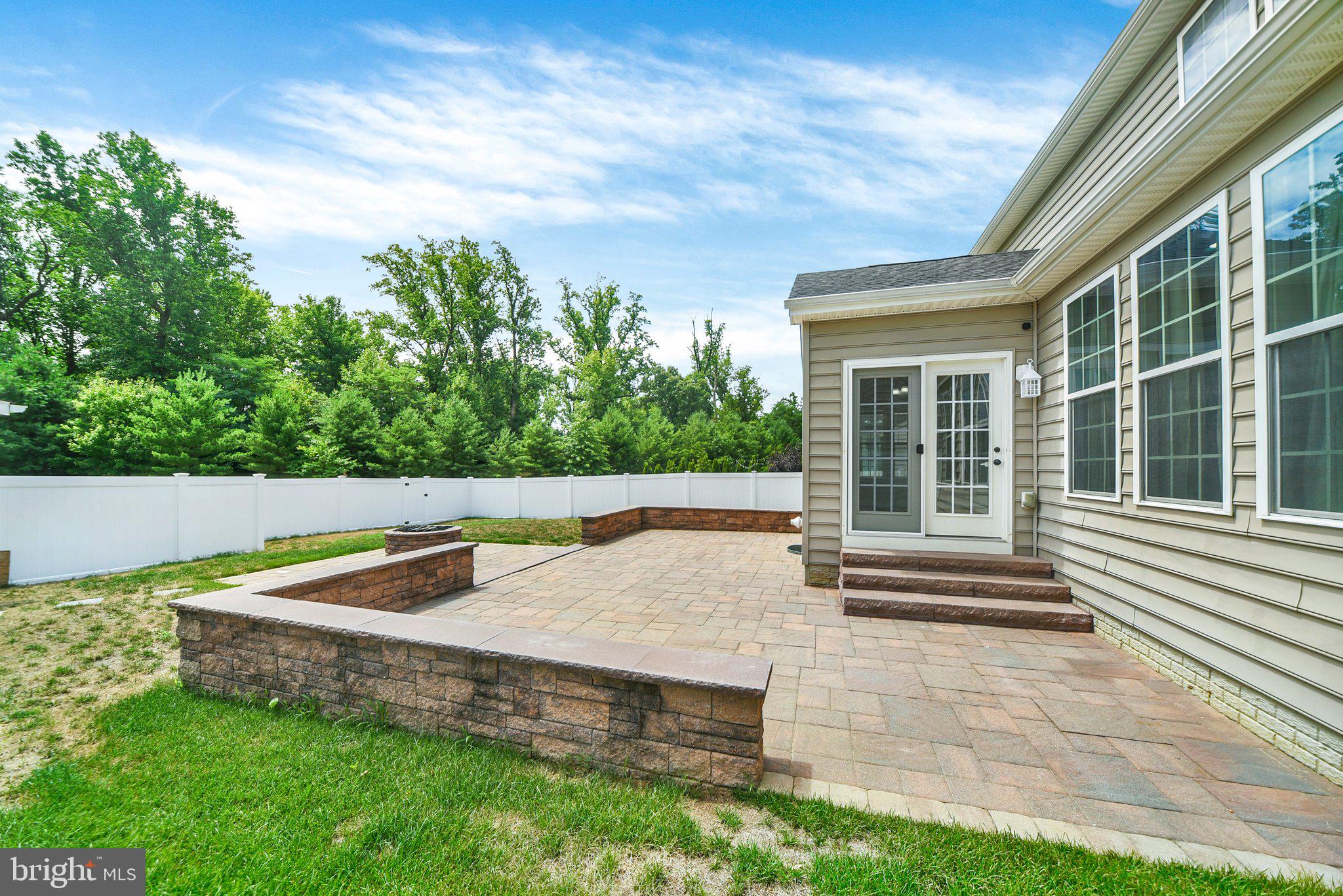 FIELDCREST - Residential