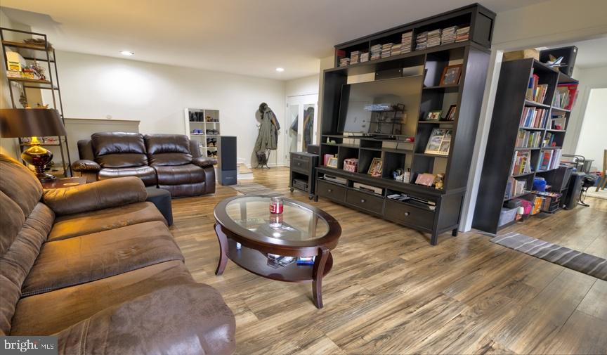 FAIRWINDS OF ANNAPOLIS - Residential