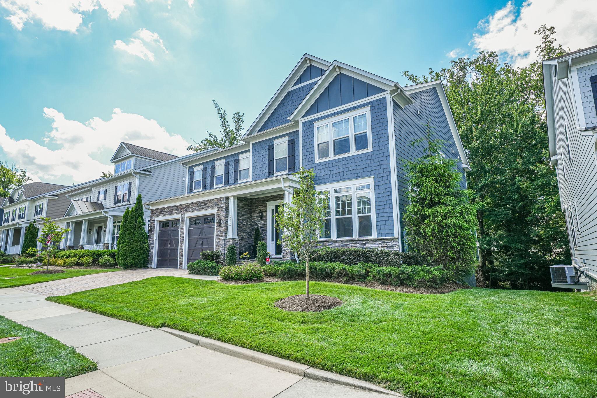 MANOR RIDGE - Residential