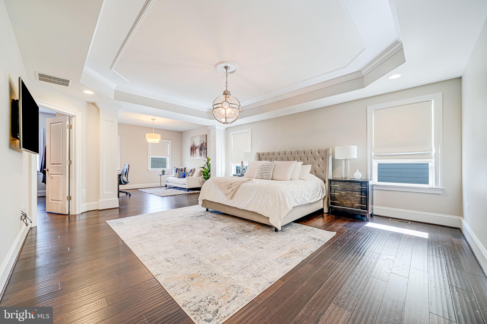 MANOR RIDGE - Residential