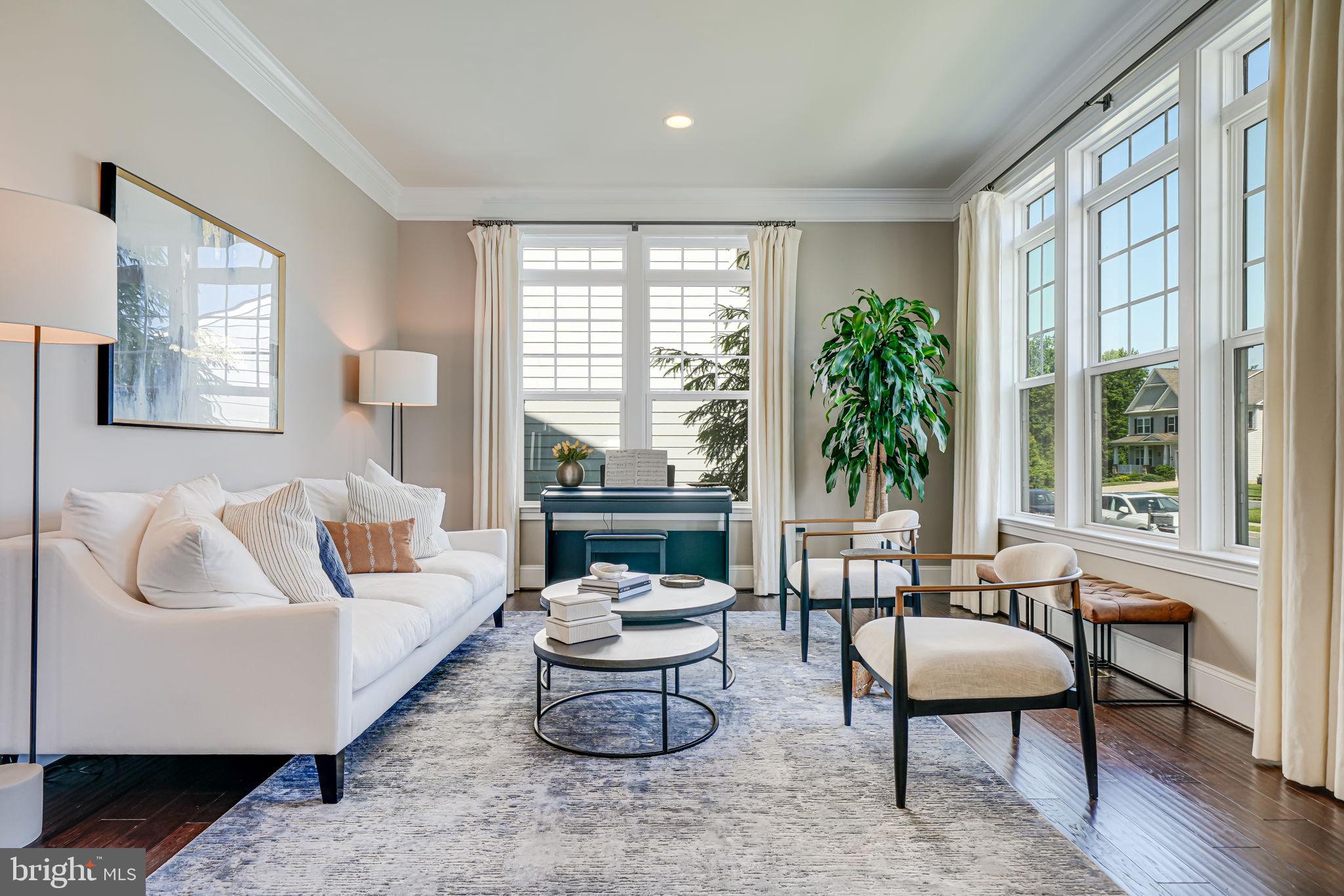 MANOR RIDGE - Residential