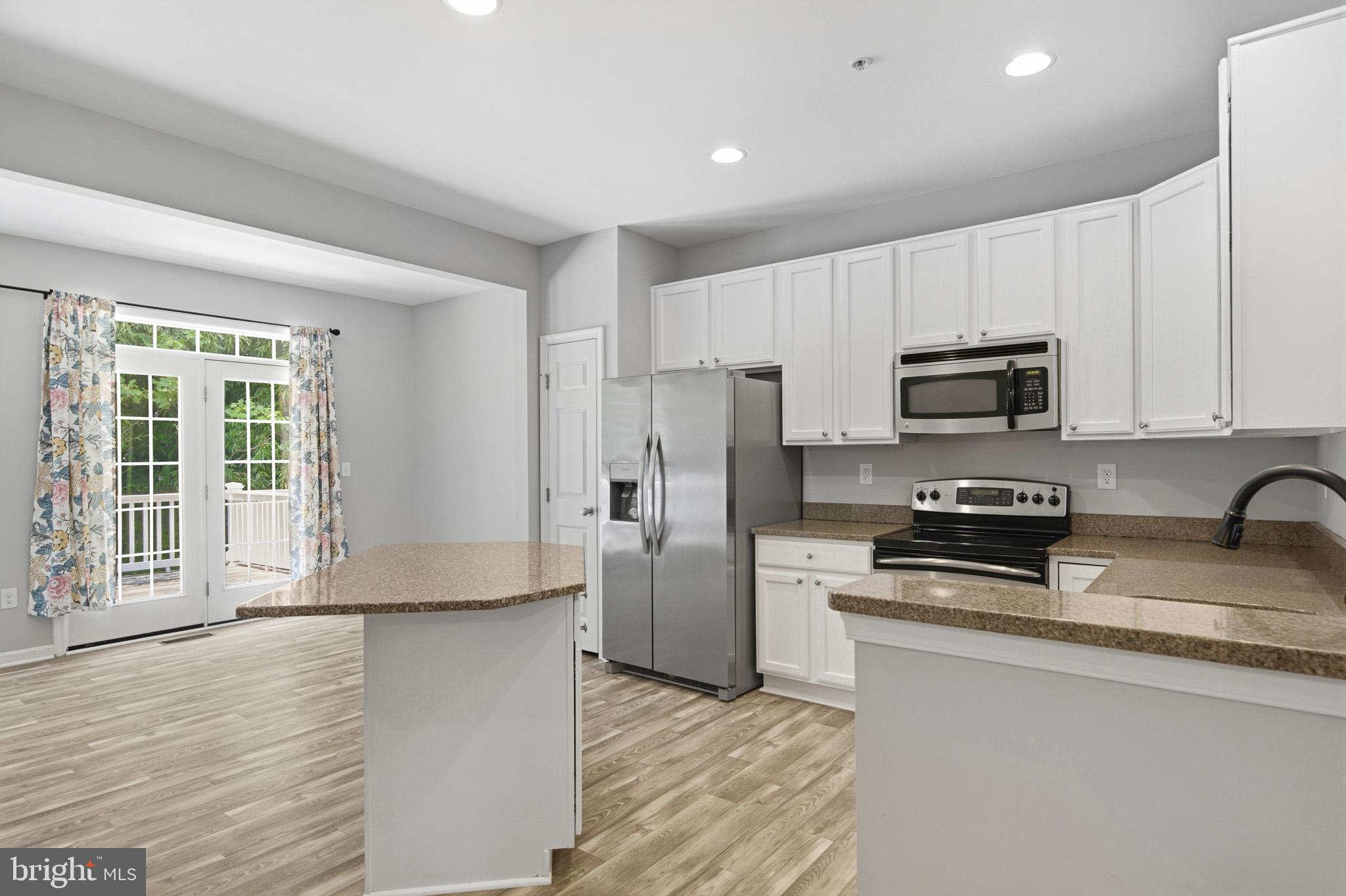 RICHFIELD STATION VILLAGE - Residential