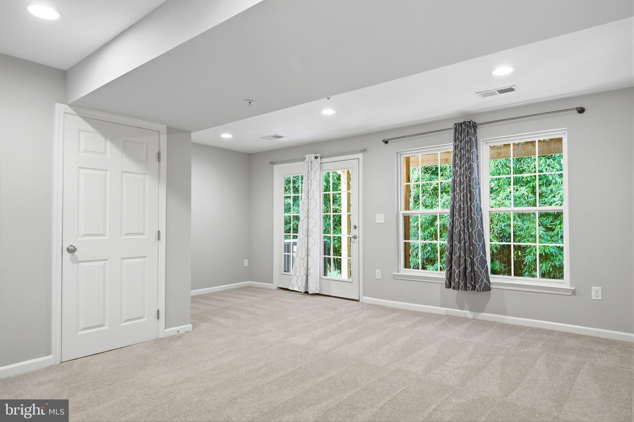 RICHFIELD STATION VILLAGE - Residential
