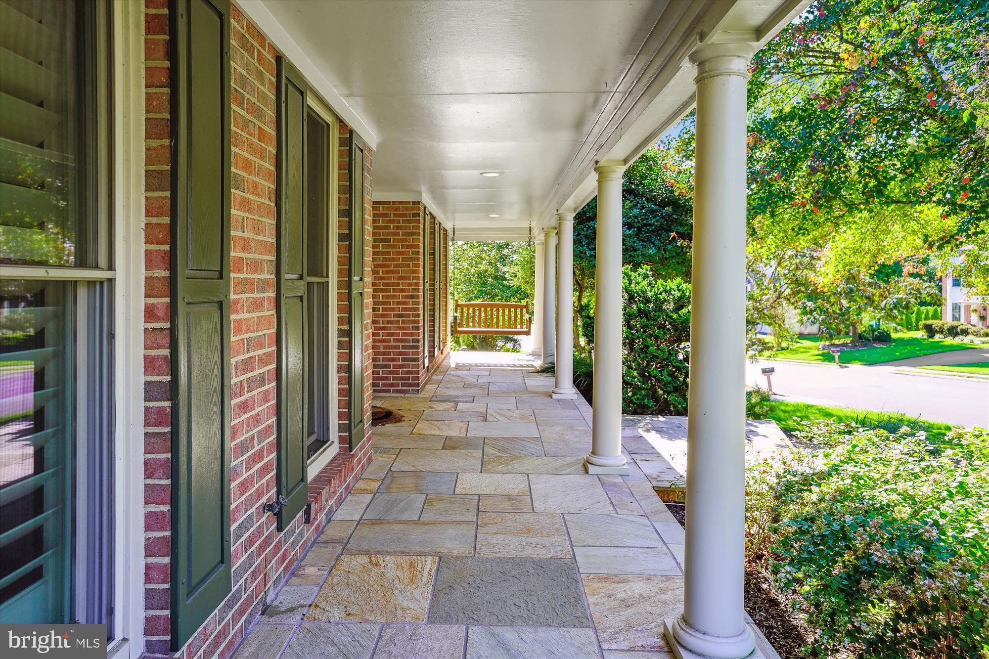 CROSSPOINTE - Residential
