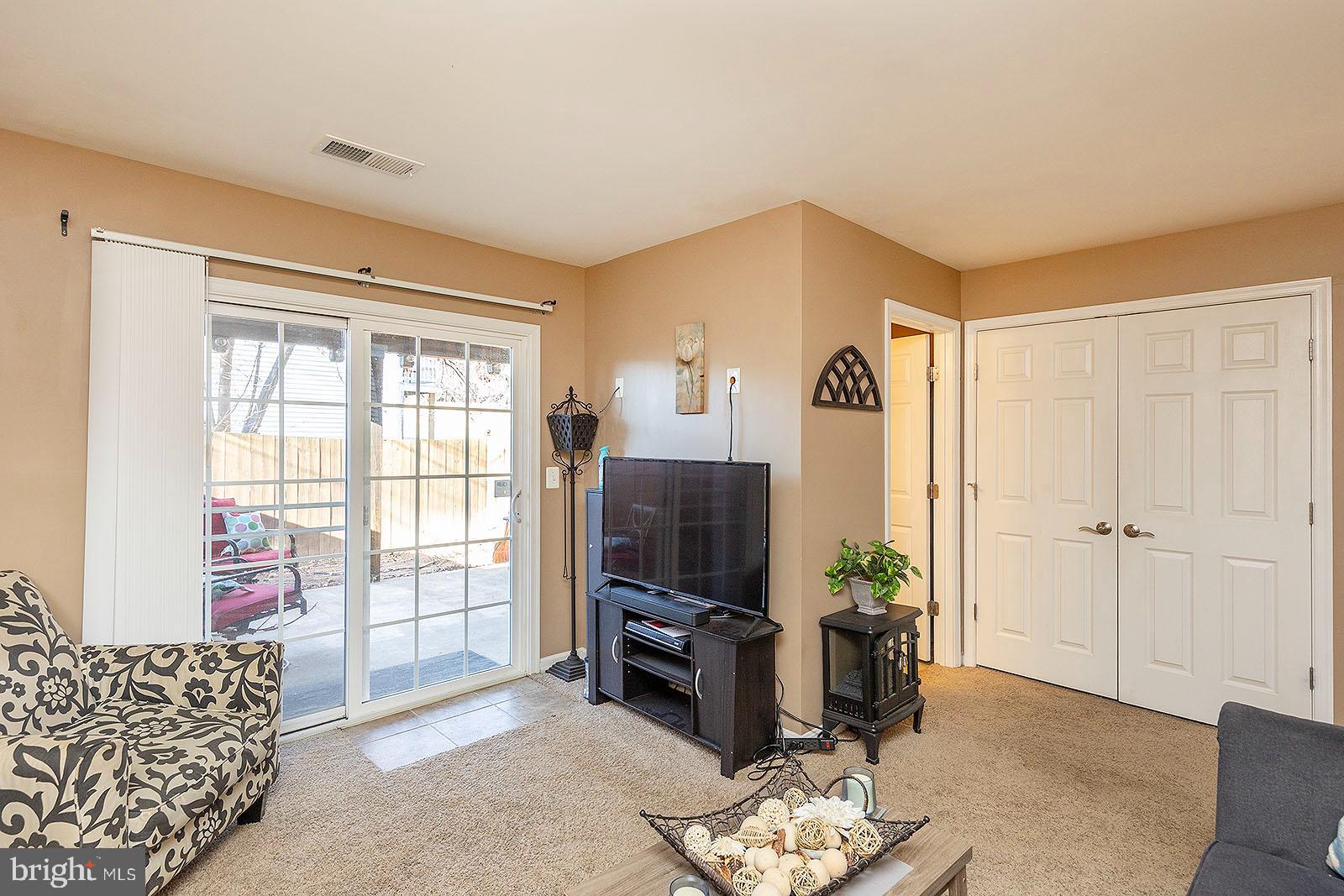MULBERRY TERRACE - Residential Lease