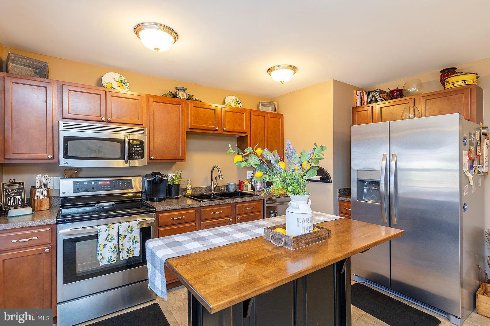 MULBERRY TERRACE - Residential Lease
