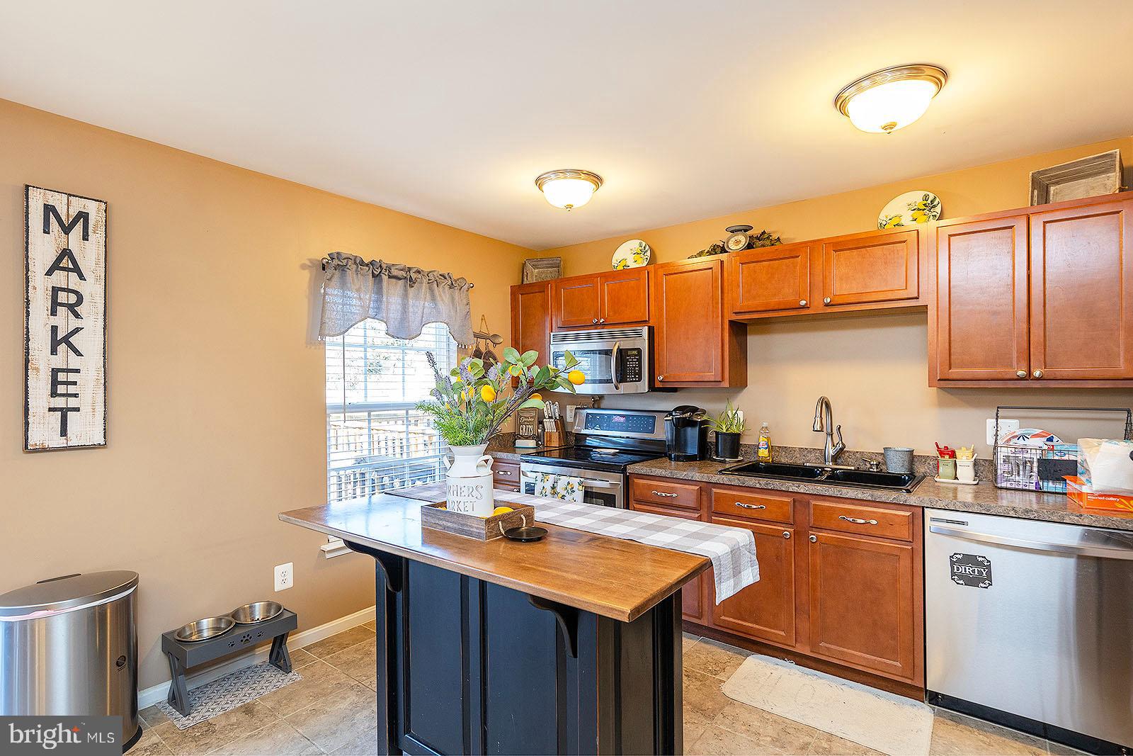 MULBERRY TERRACE - Residential Lease