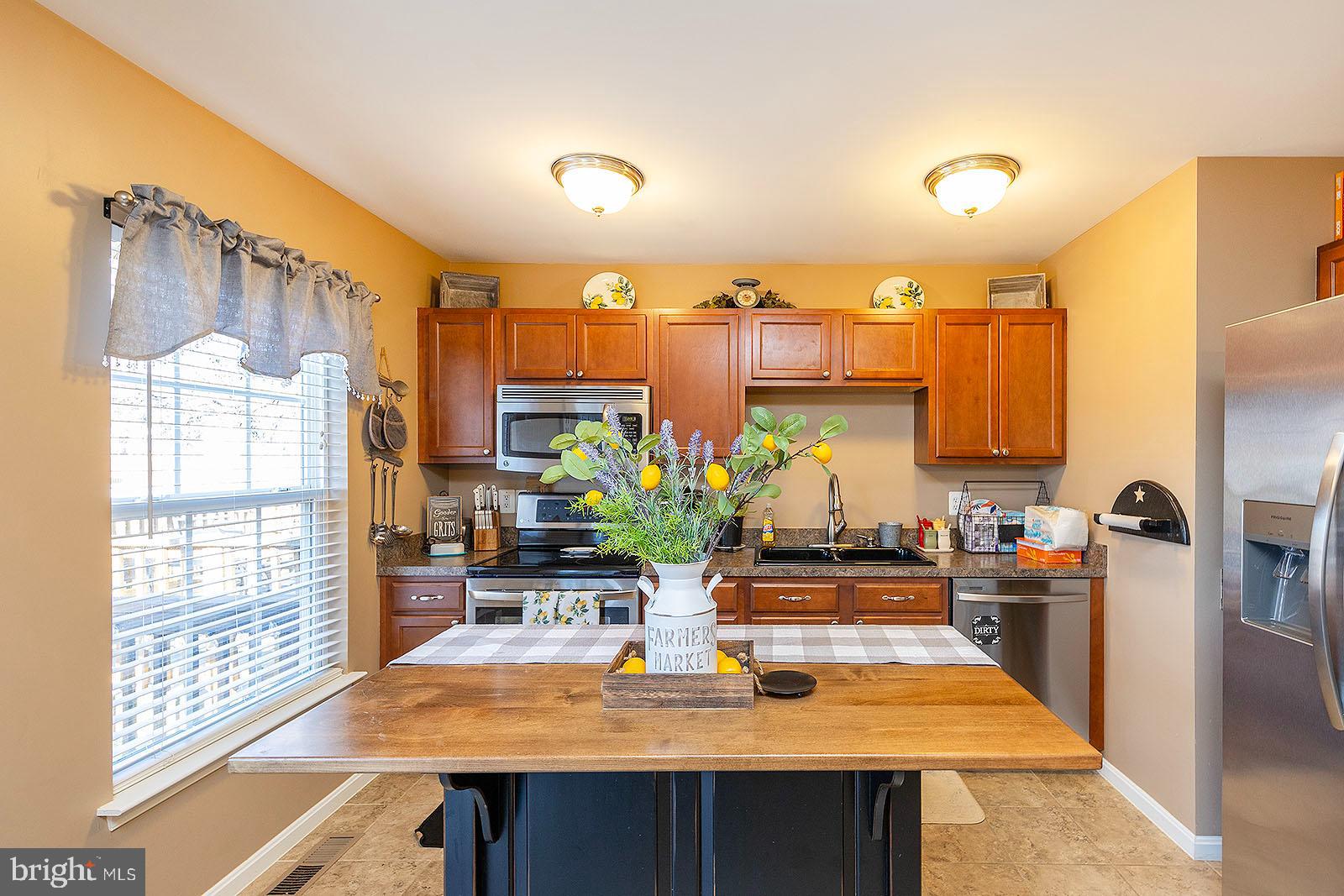 MULBERRY TERRACE - Residential Lease